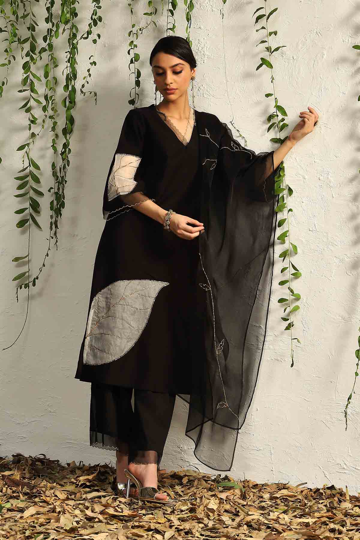 Buy Black V-Neck Straight Kurta Set Online