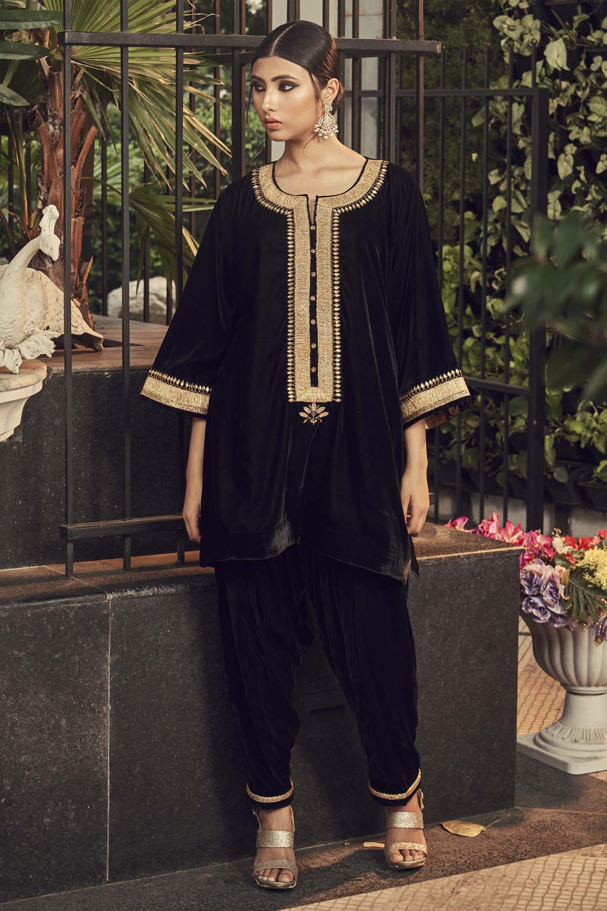 Designer Ranian Black kurta set with silk velvet anti fit dogri kurta, gota and zardosi details at neckline and cuffs paired with black dhoti salwar For Women Online at ScrollnShops