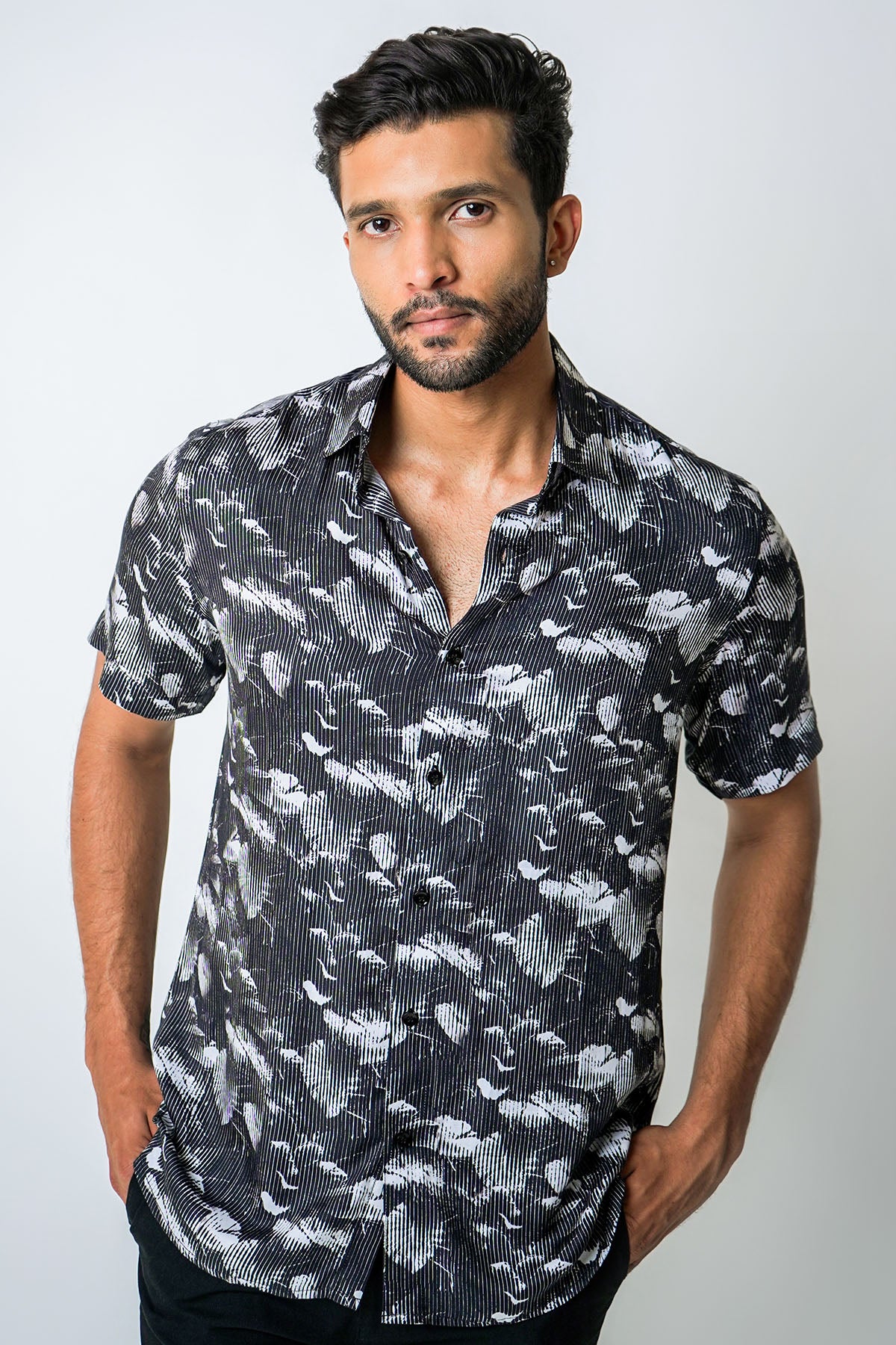 Black White Feather Print Shirt