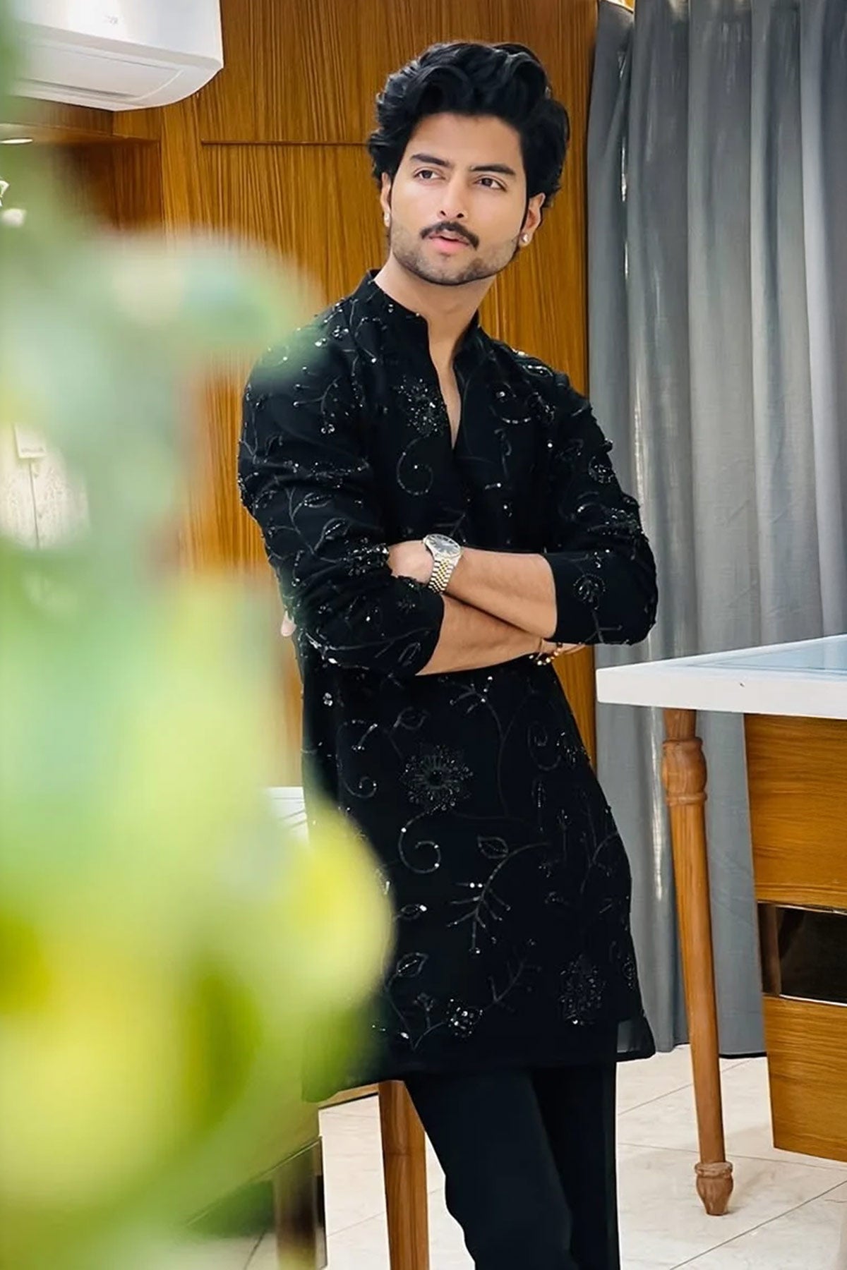 Black Zorzet Embroidered Kurta