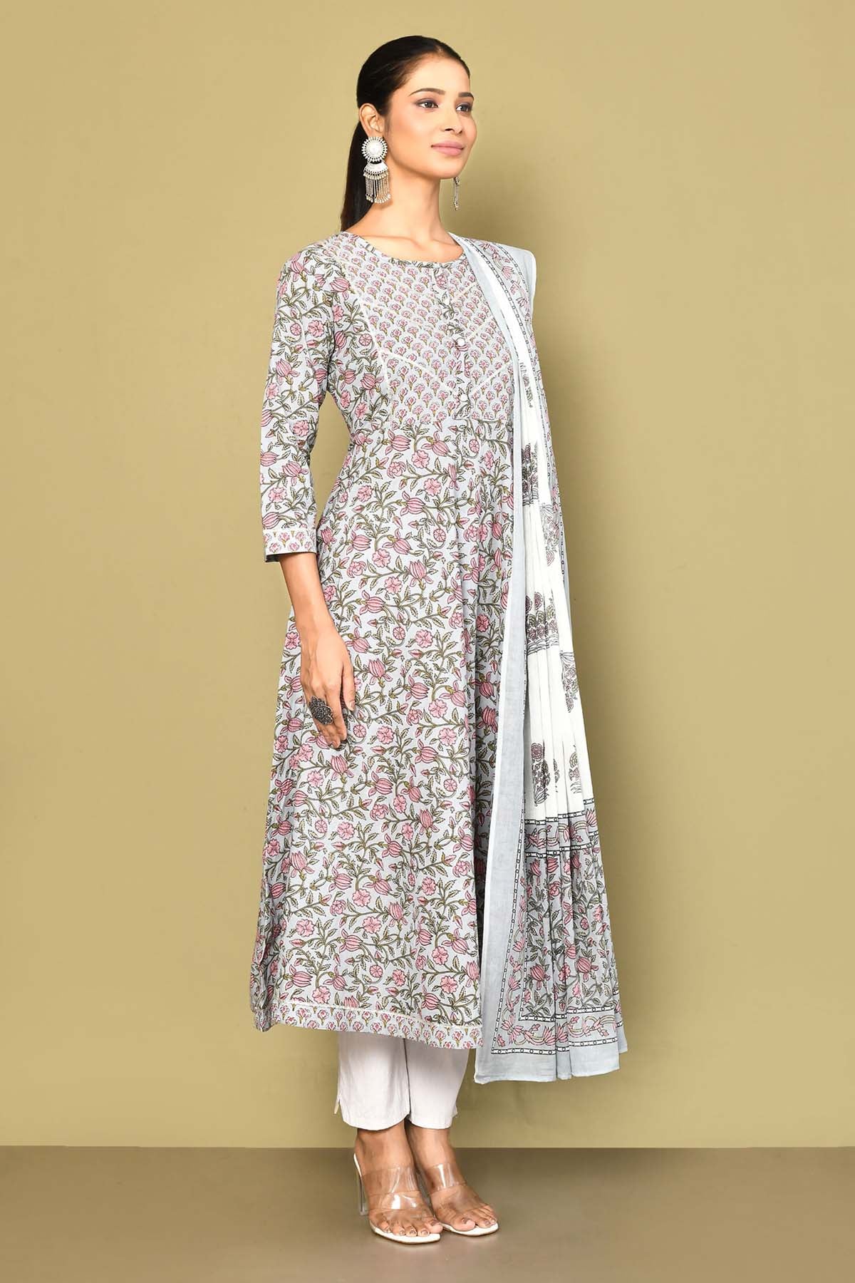 Blue Floral Print Kurta & Dupatta