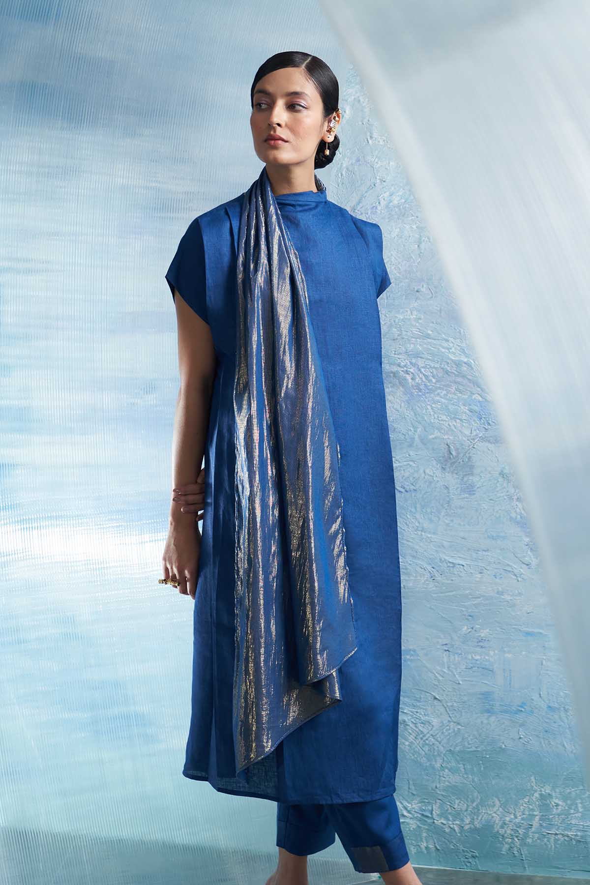 Blue Attached Scarf Kura Set