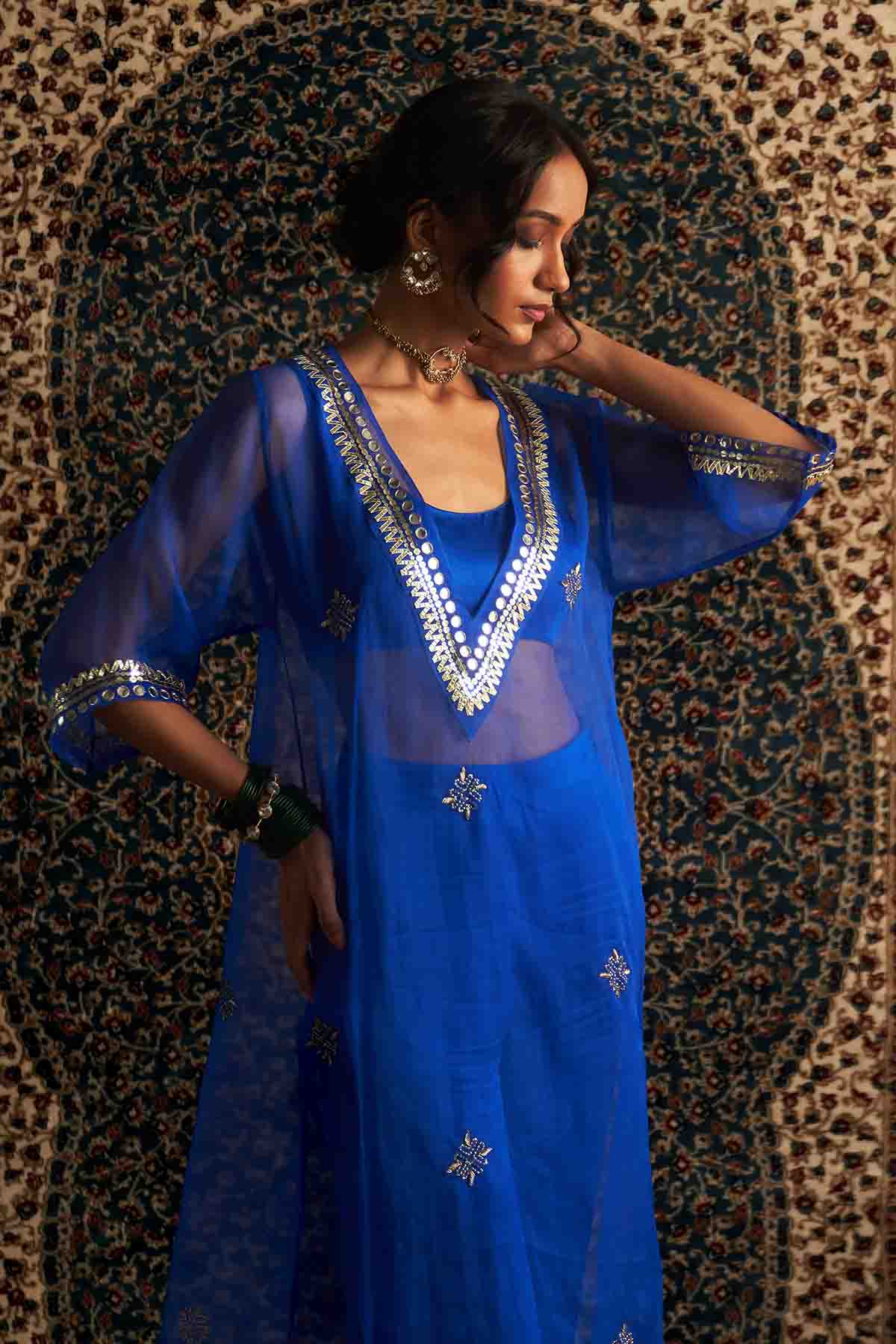 Blue Dabka V-Neck Kurta Set