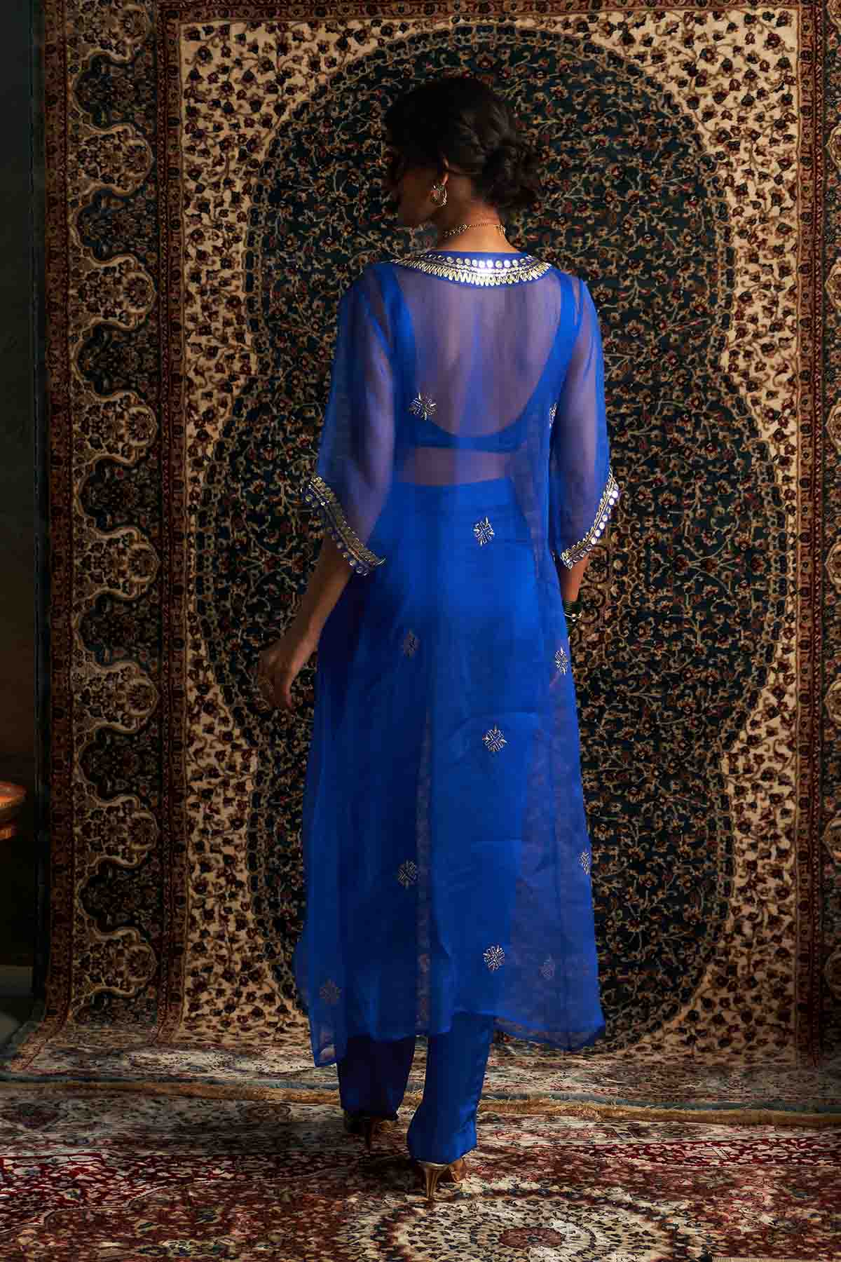 Blue Dabka V-Neck Kurta Set