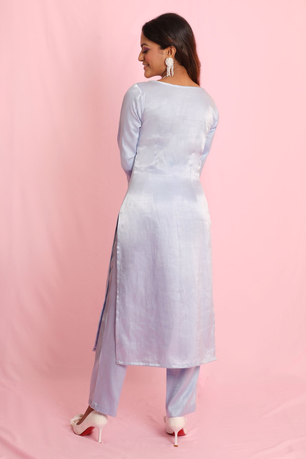 Blue Embellished Neck Kurta Set