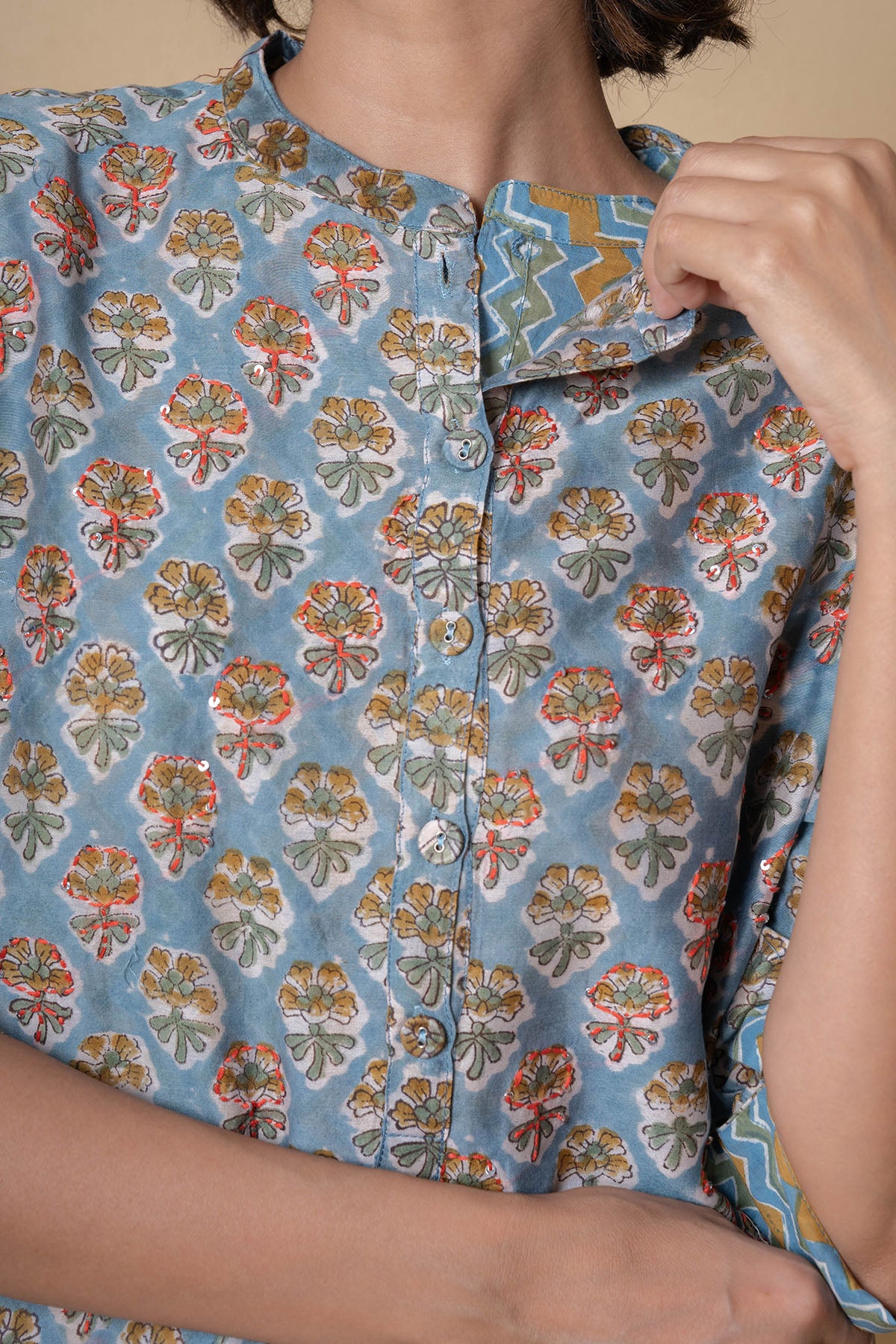 Blue Floral Kurta And Pants