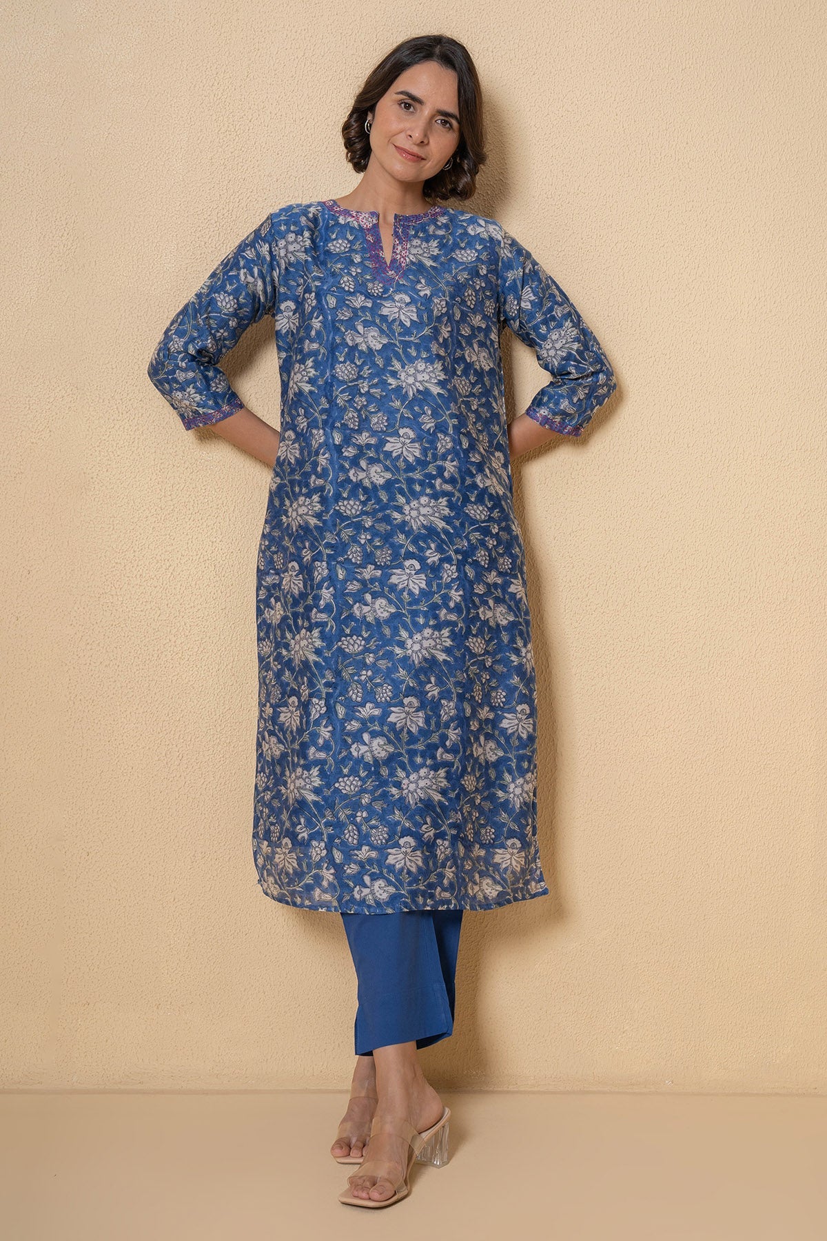 Buy Blue Floral Print Kurta Set for Women Online at ScrollnShops