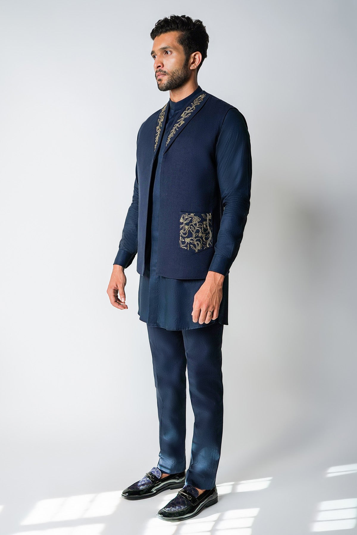 Blue Gold Kasab Dori Bundi Set