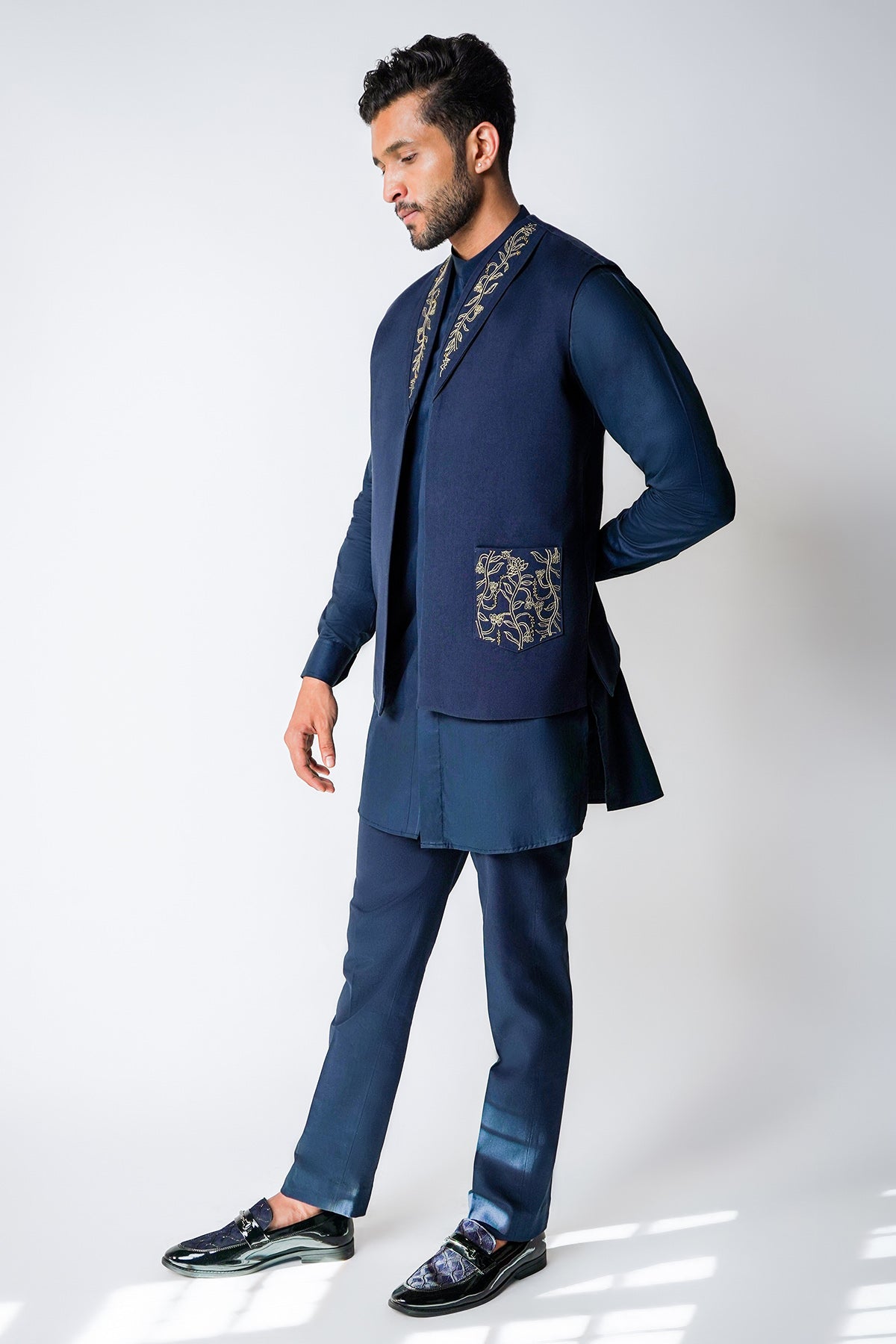 Blue Gold Kasab Dori Bundi Set