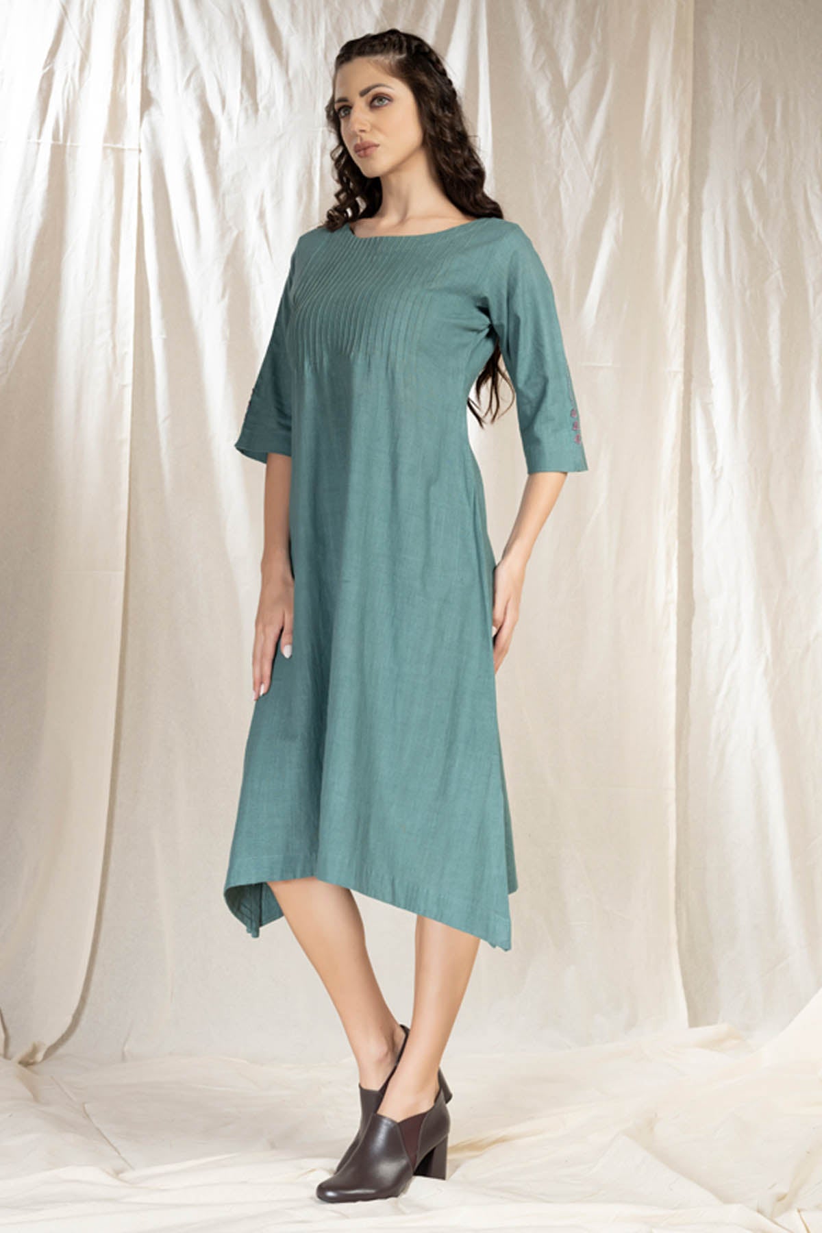 Blue handwoven Cotton Pintuck Midi Dress