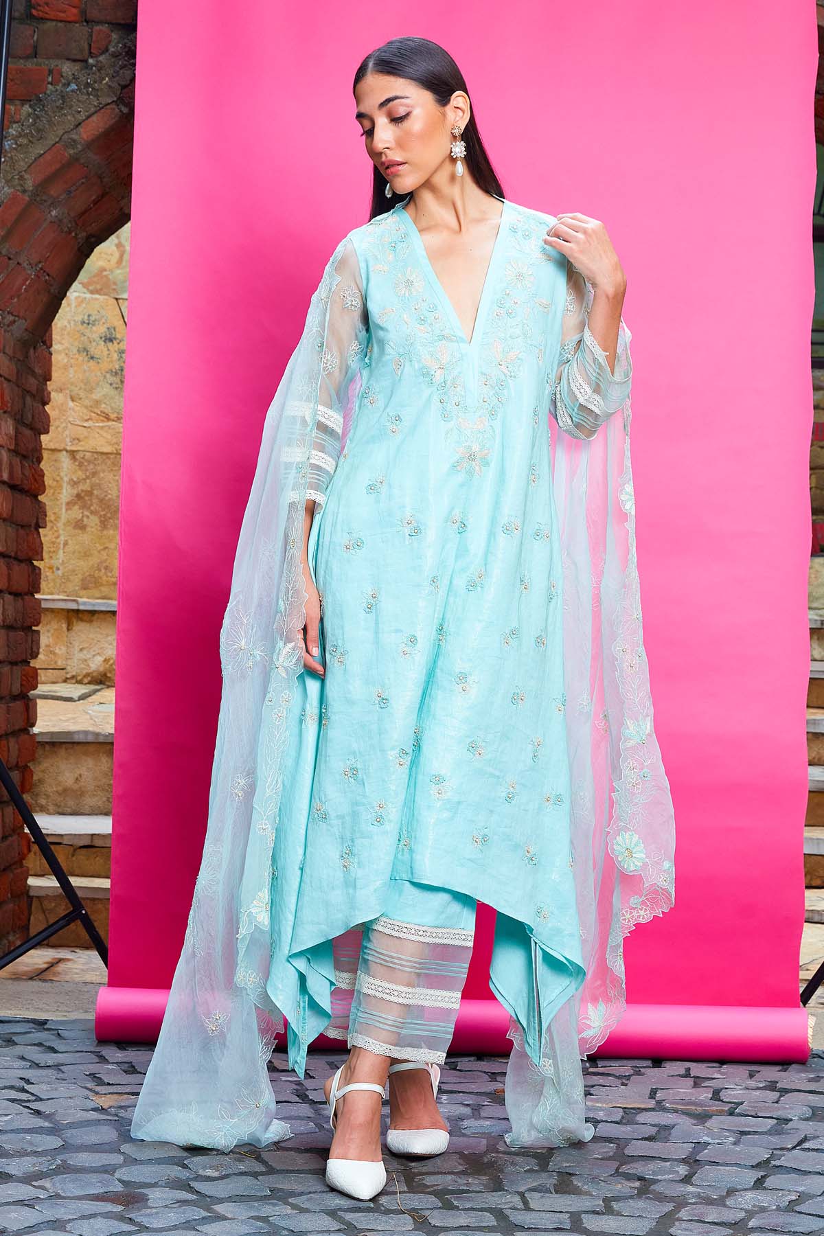 Blue Lace Embellished Kurta Set