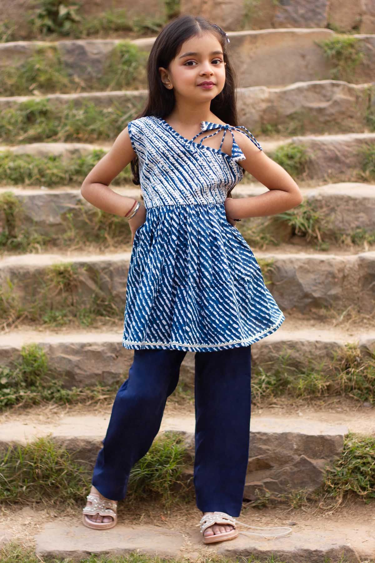 Buy ViYa Blue Leheriya Cotton Kurta Set For Kids (Boys Girls