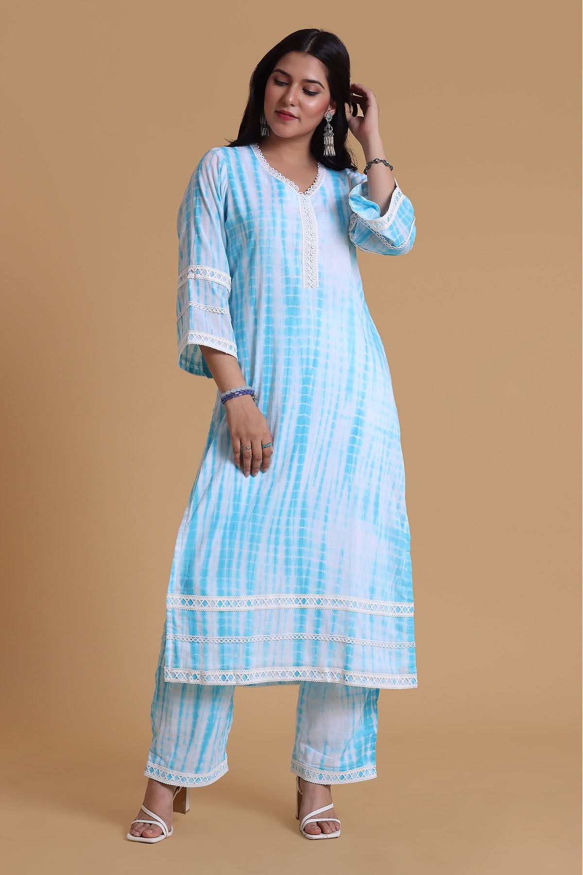 Blue Mulmul Lace Work Kurta Set