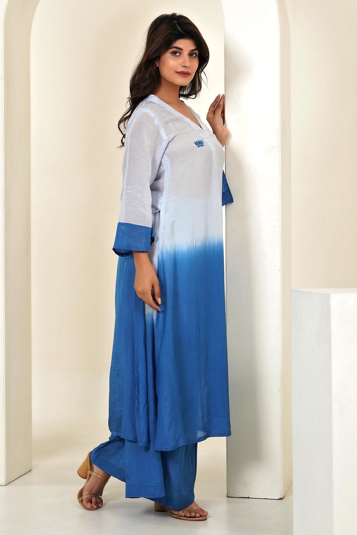 Blue Ombre V-Neck Kurta & Pants