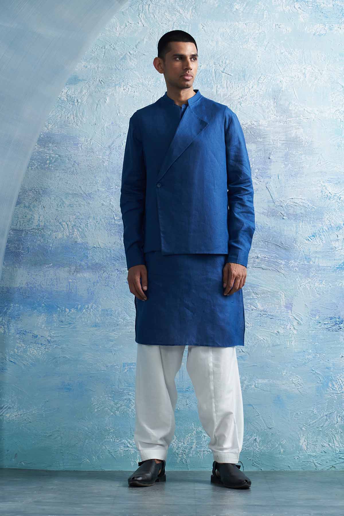 Buy Blue Placket Kurta Set & Jacket Online