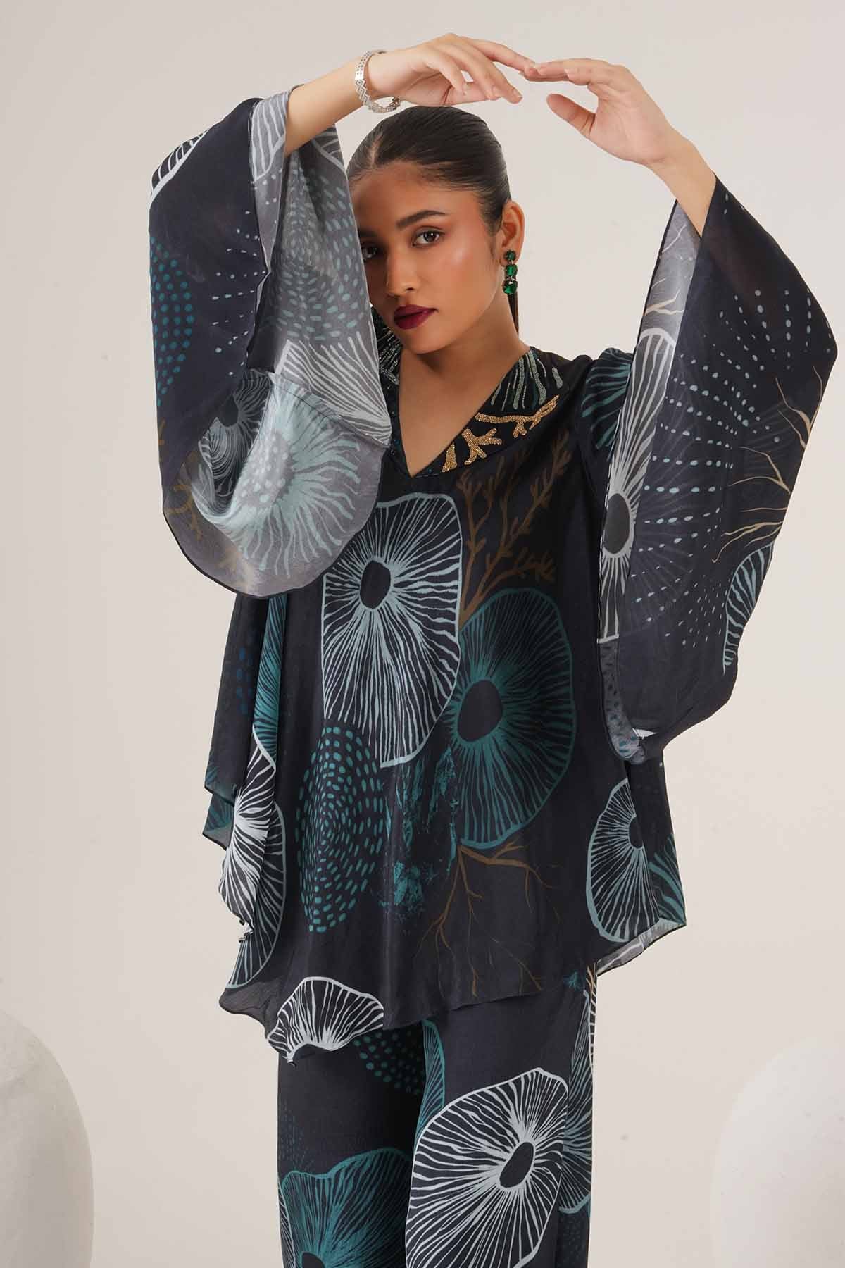 Blue Printed Collar Top & Pants