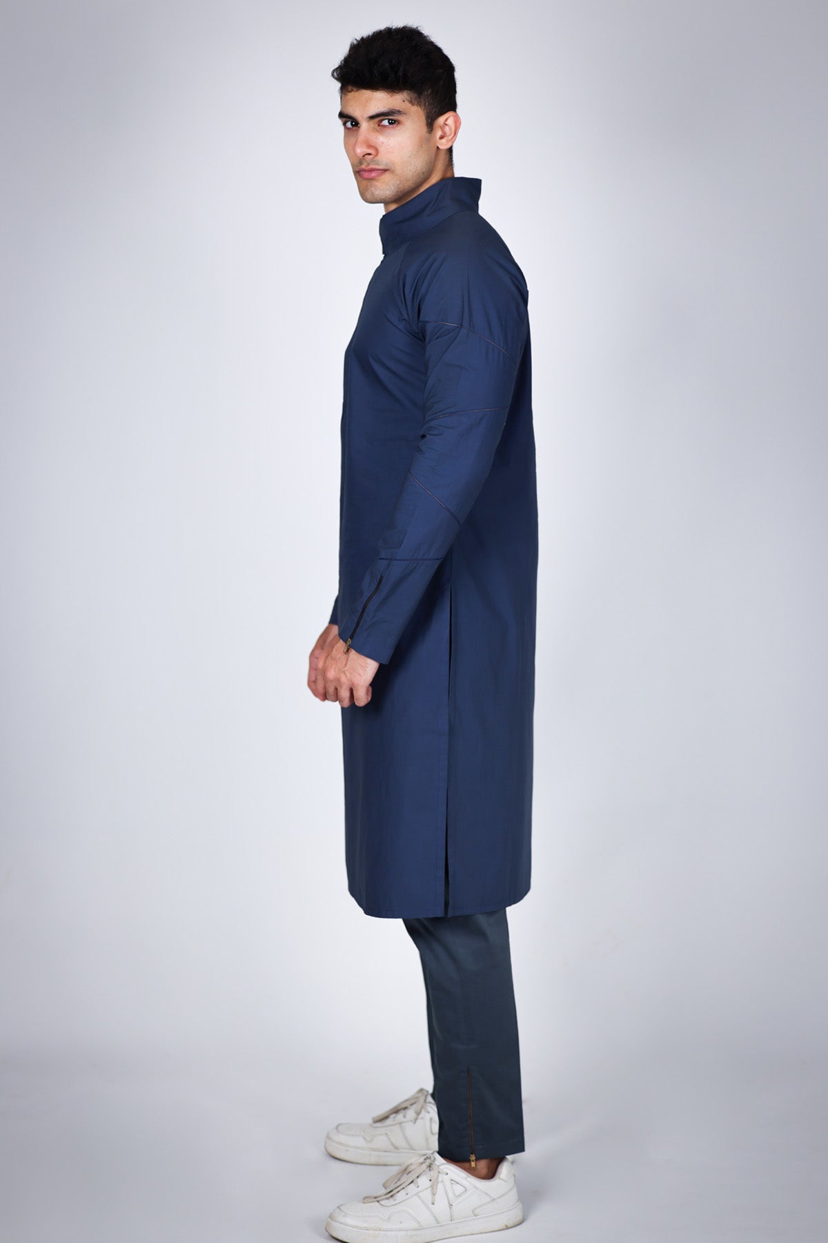 Blue Round Neck Kurta & Pants