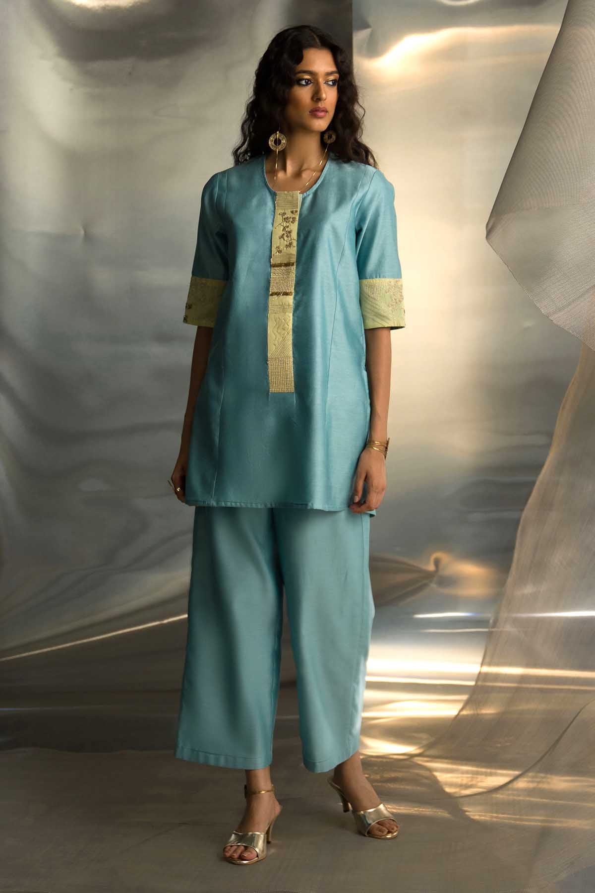 Blue Short Embroidered Kurta Set