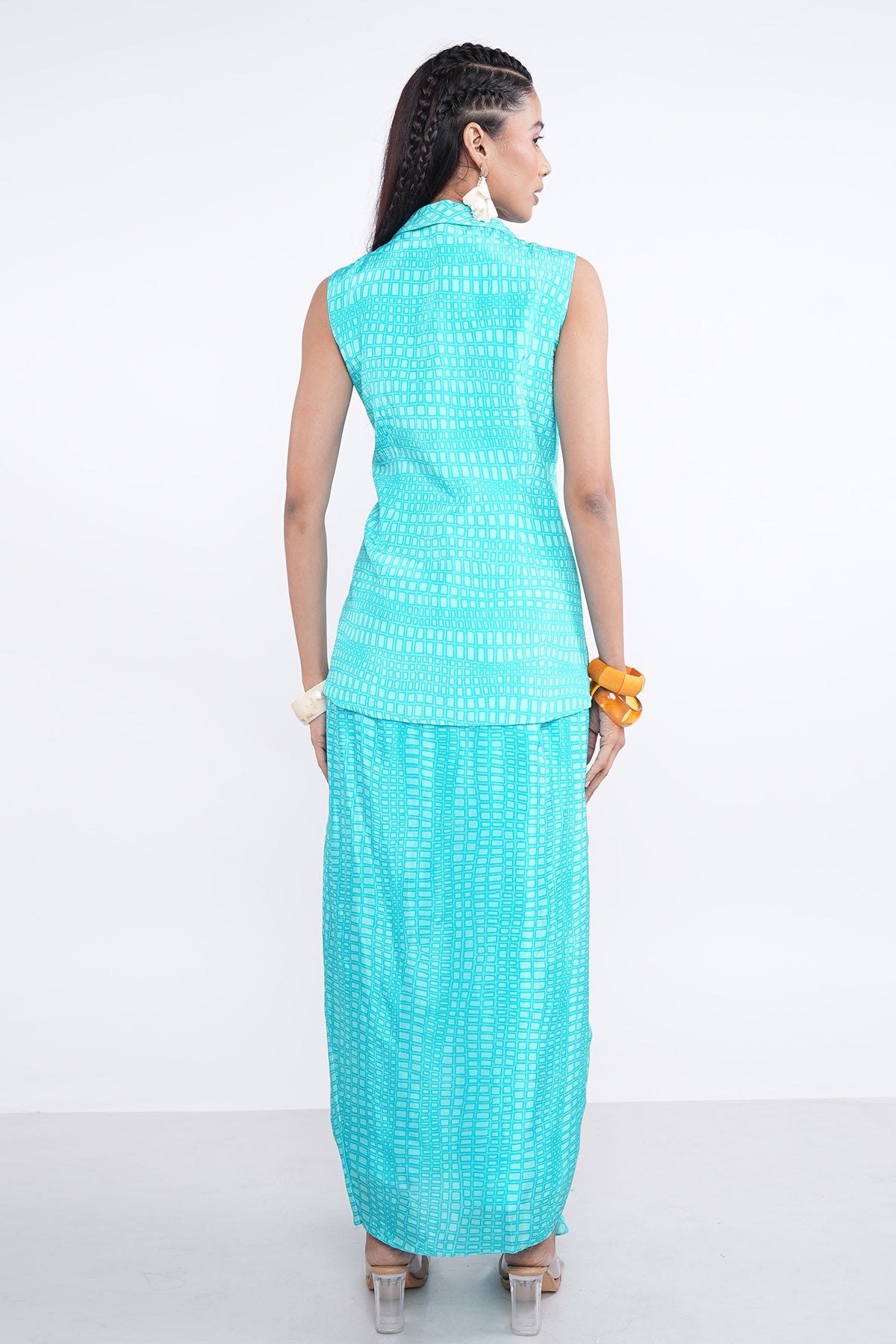 Blue Sleeveless Blazer & Skirt