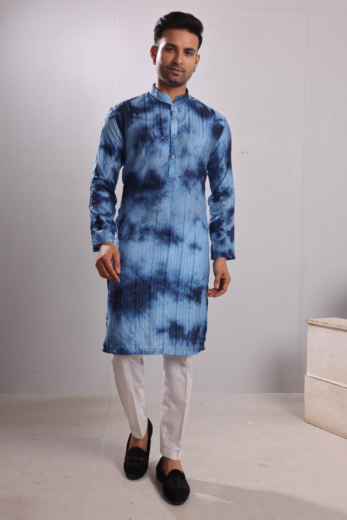 Blue Tie Dye Embroidered Kurta