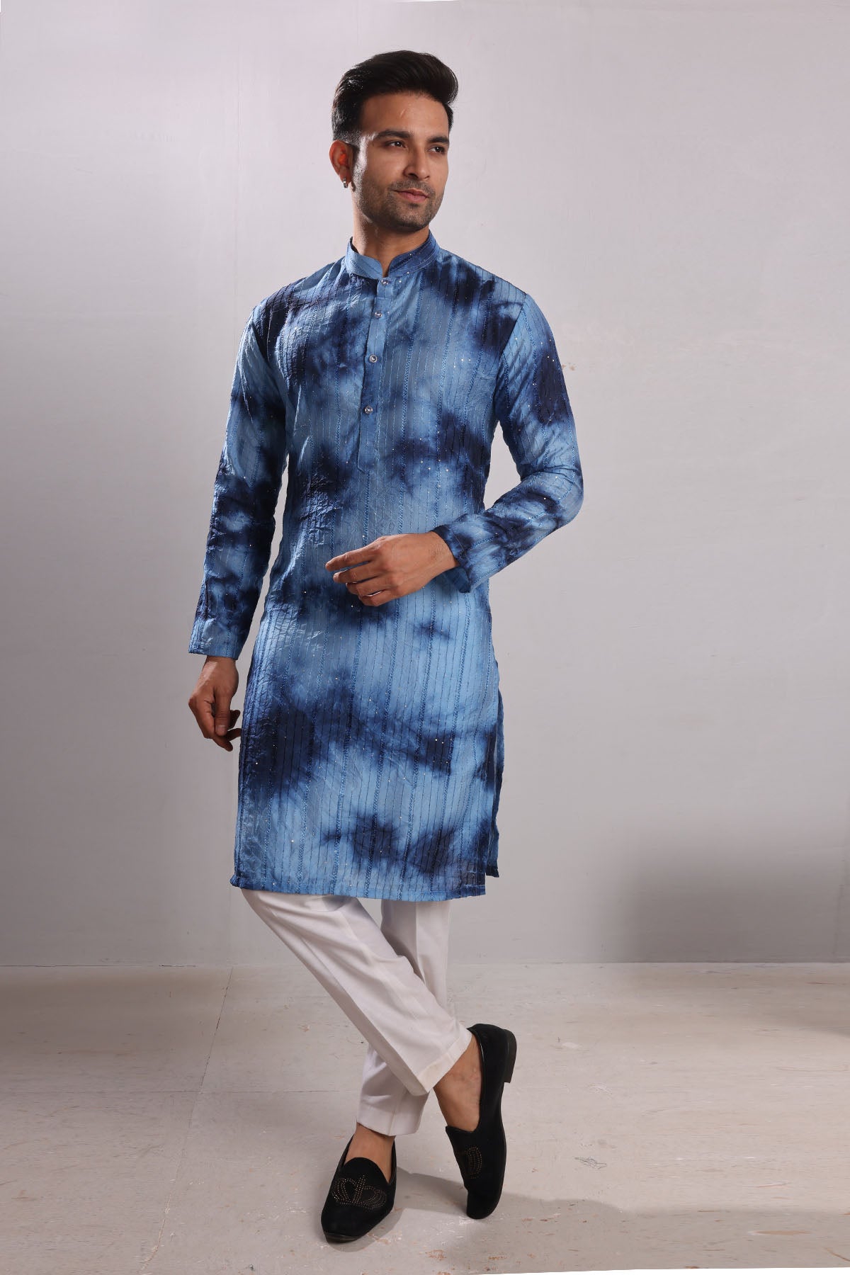 Blue Tie Dye Embroidered Kurta