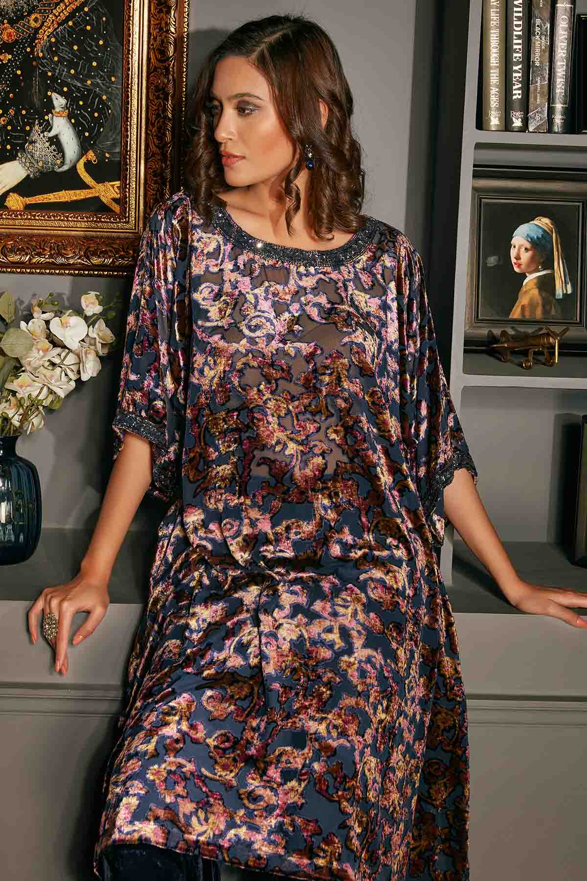 Blue Velvet Print Kurta & Pants