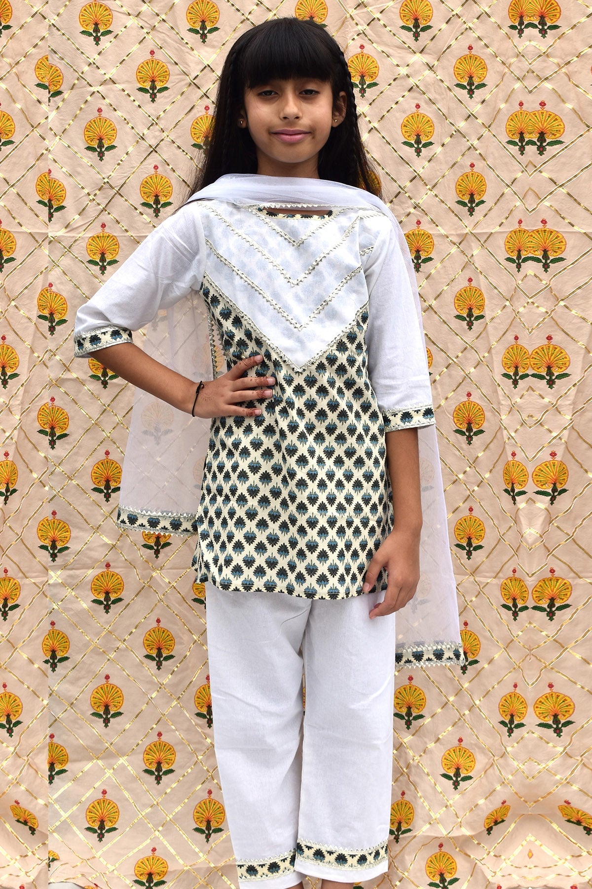 Buy Blue & White Floral Kurta Set for Kids by ViYa online available at scrollnshops