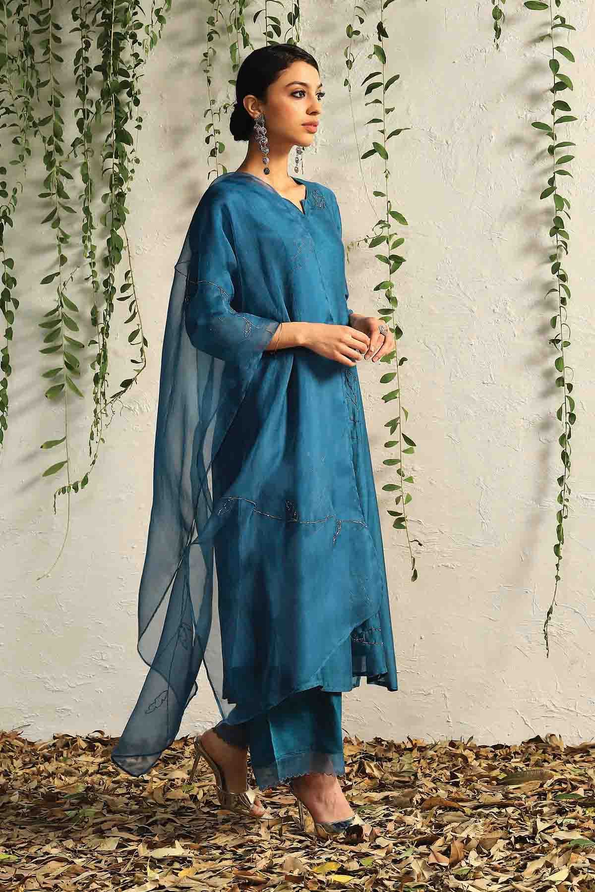 Blue Zari Gathered Kurta Set
