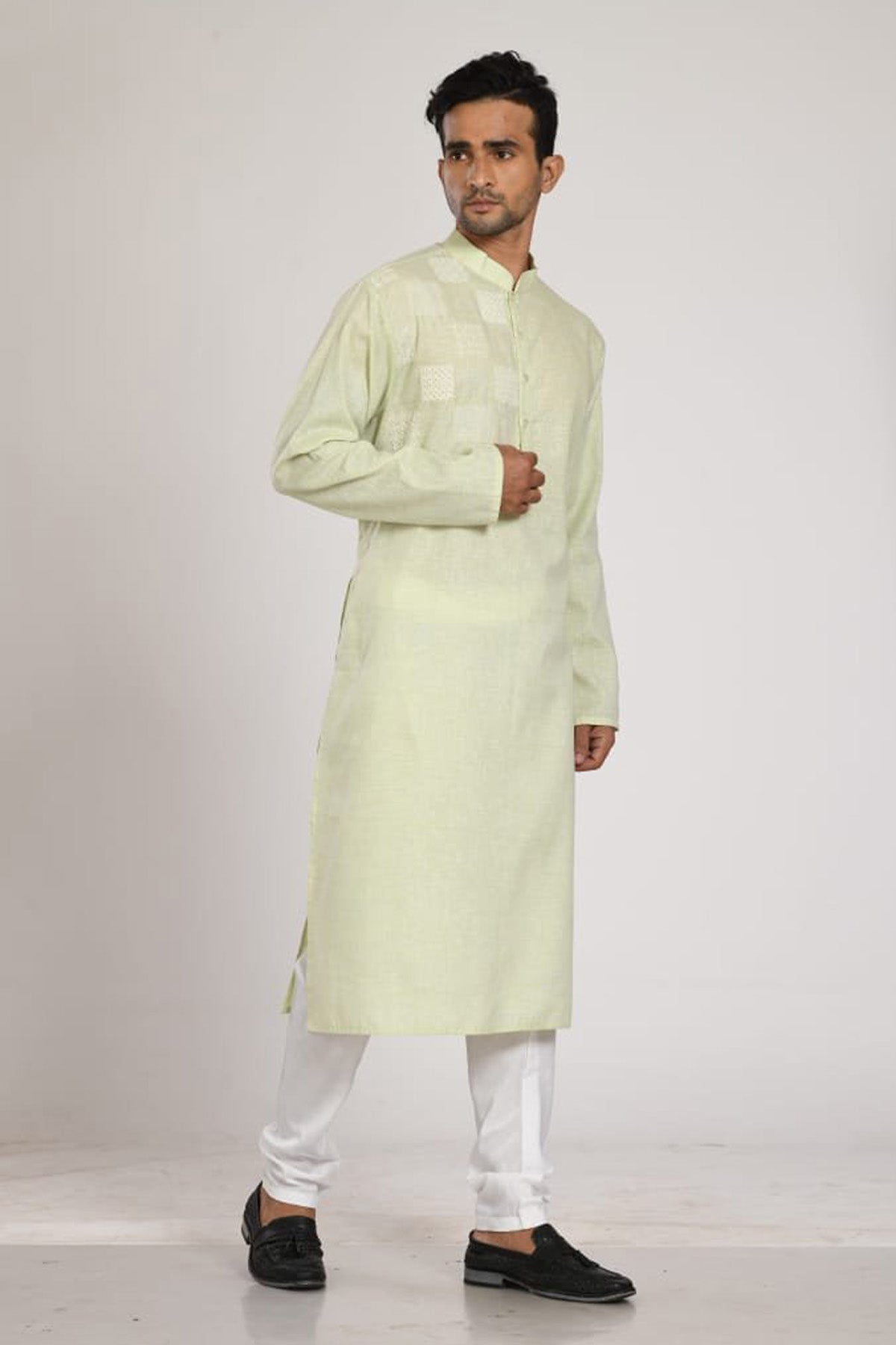 Box Embroidered Kurta Set