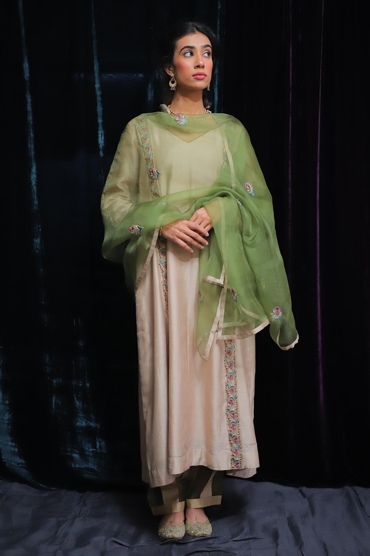 Brown Floral Thread Kurta Set