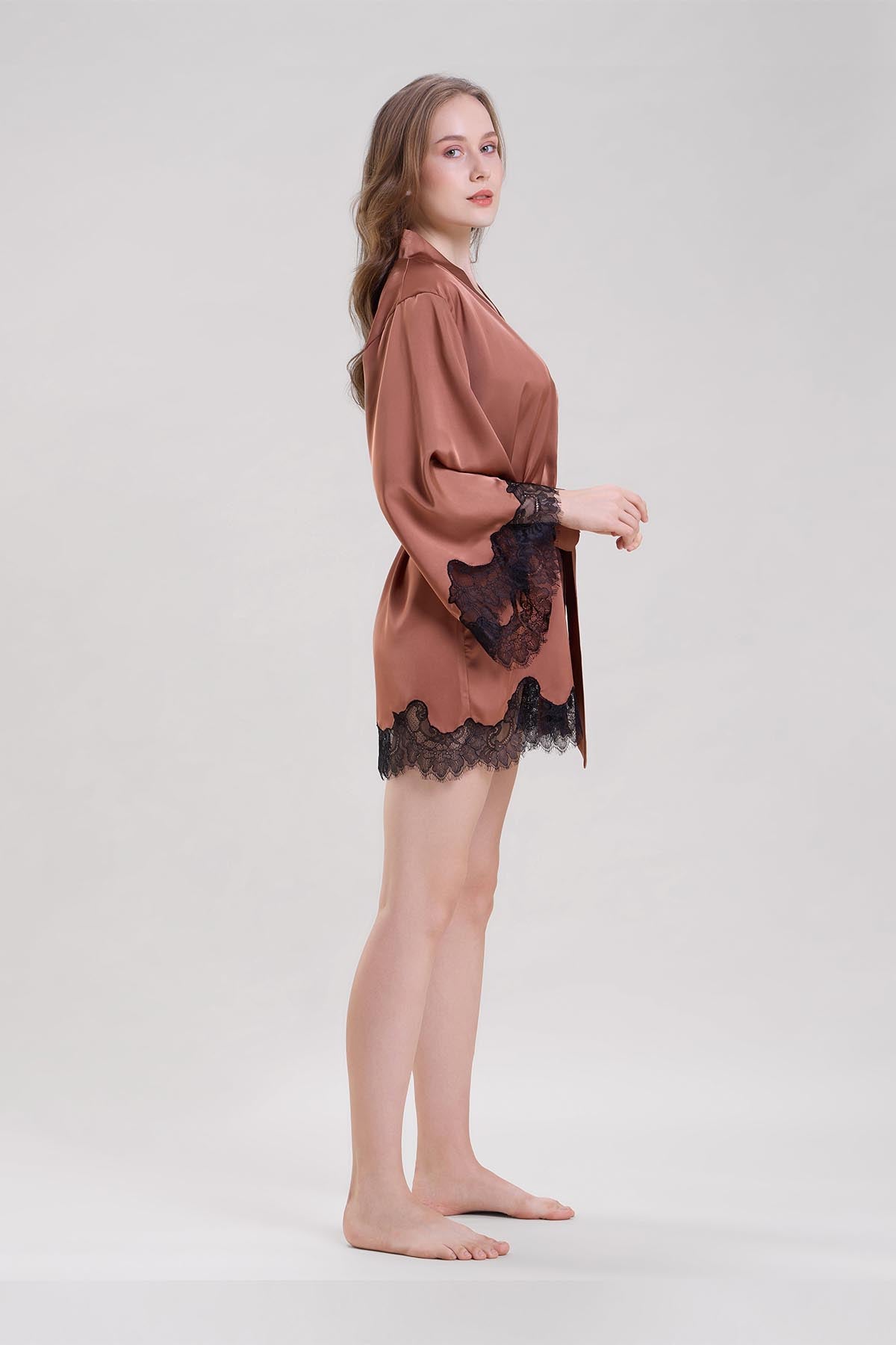 Brown Lace Applique Detail Robe