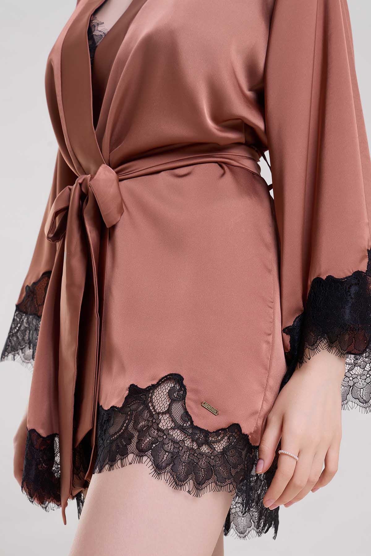 Brown Lace Applique Detail Robe