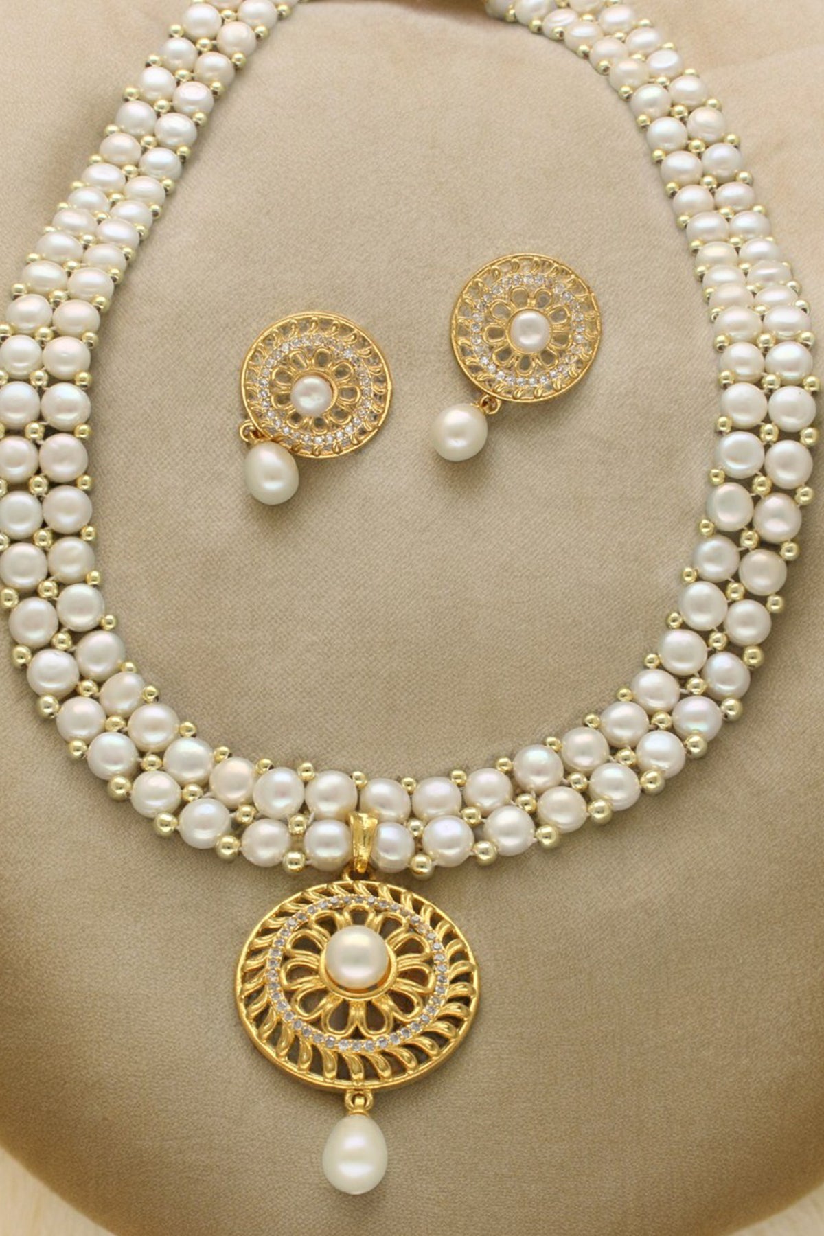 Button Shaped White Jewellery