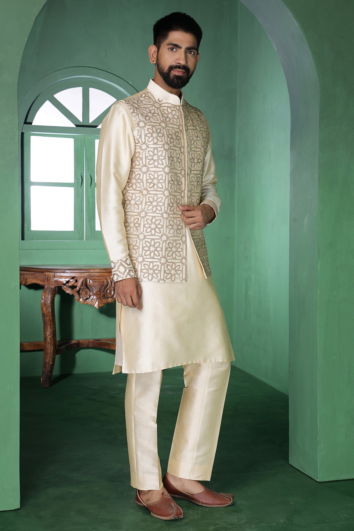 Champagne Pitta Work Kurta Set