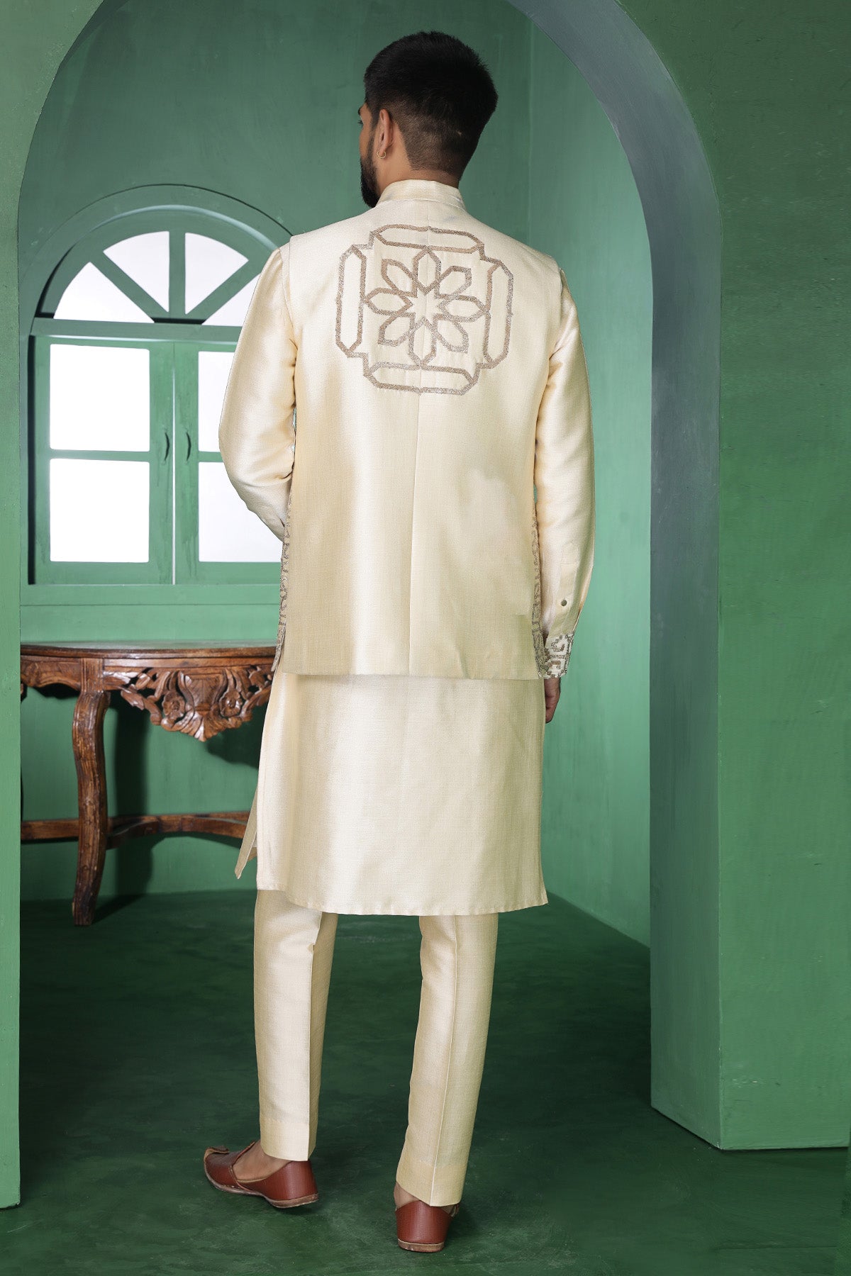 Champagne Pitta Work Kurta Set