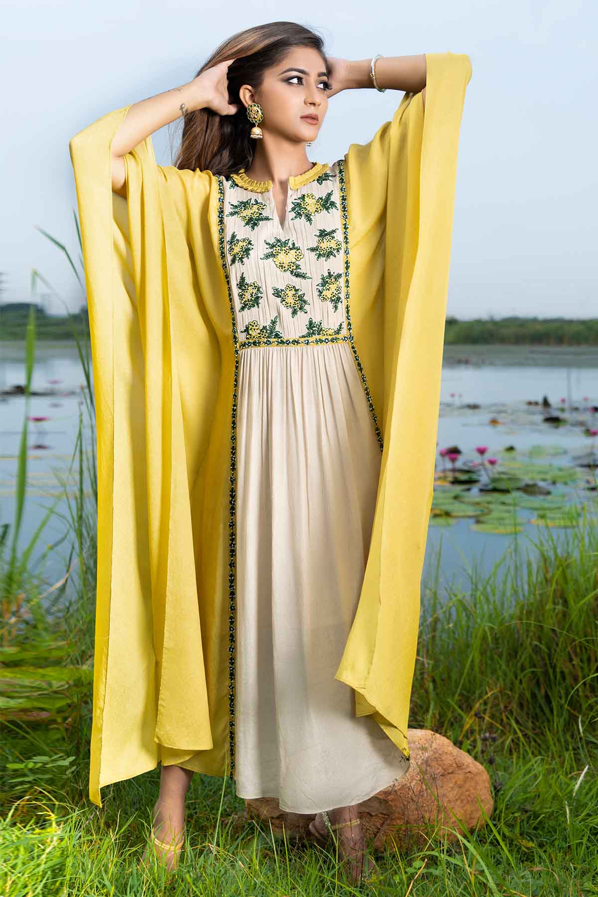 Colorblock Embroidered Kaftan