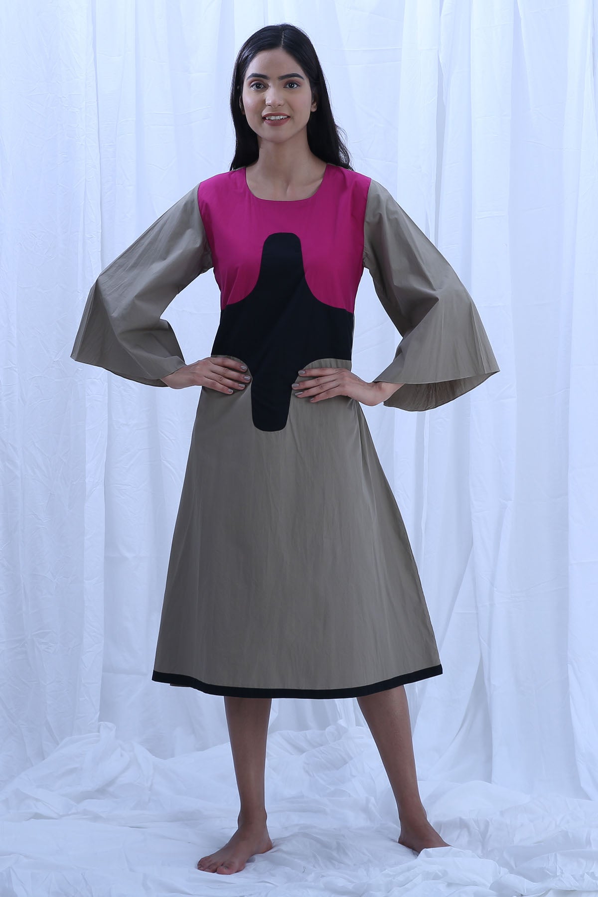 Colorblock Round Neck Dress