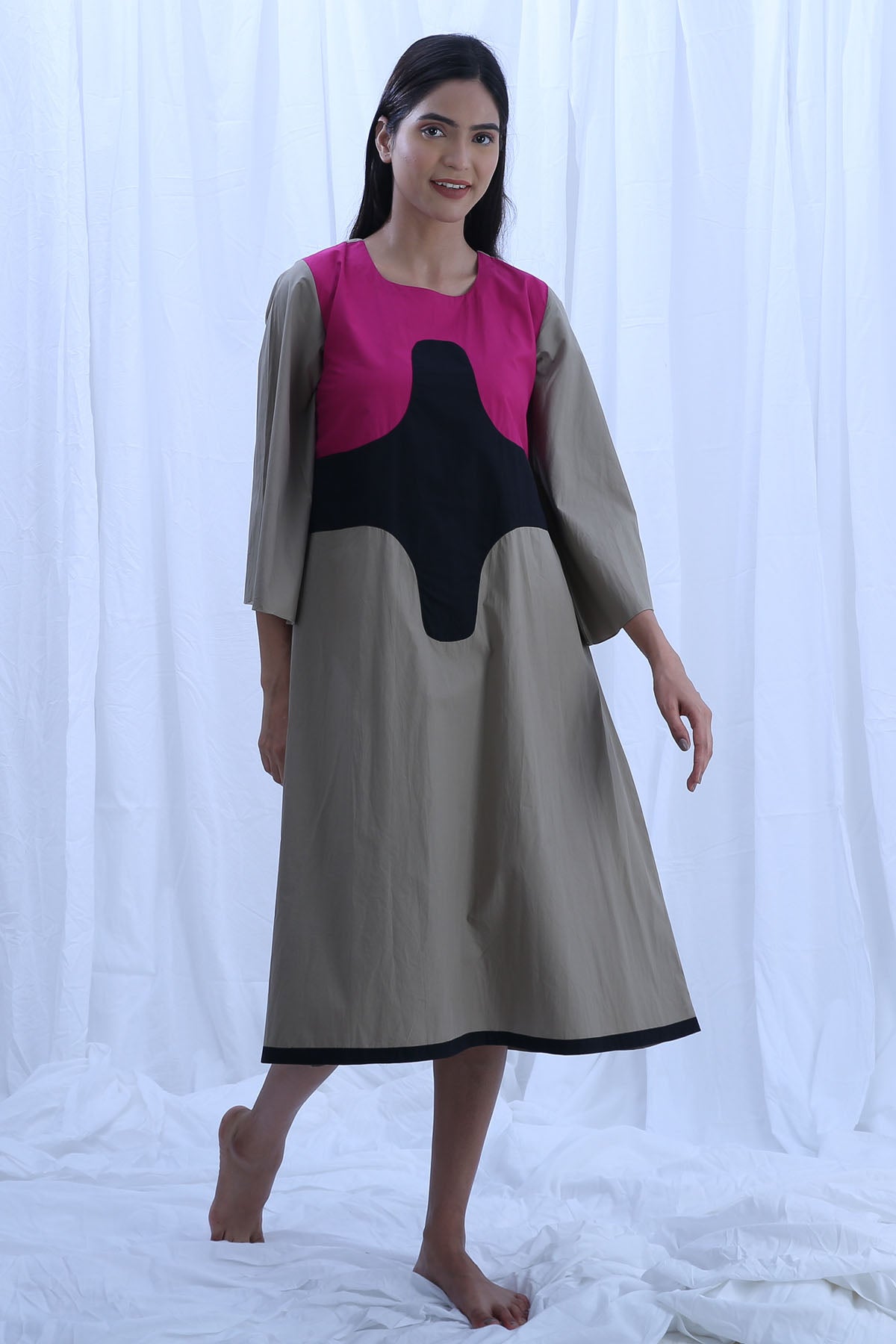 Colorblock Round Neck Dress