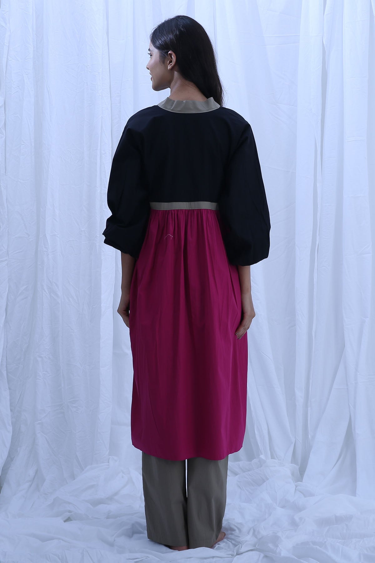 Colorblock V-Neck Kurta & Pants