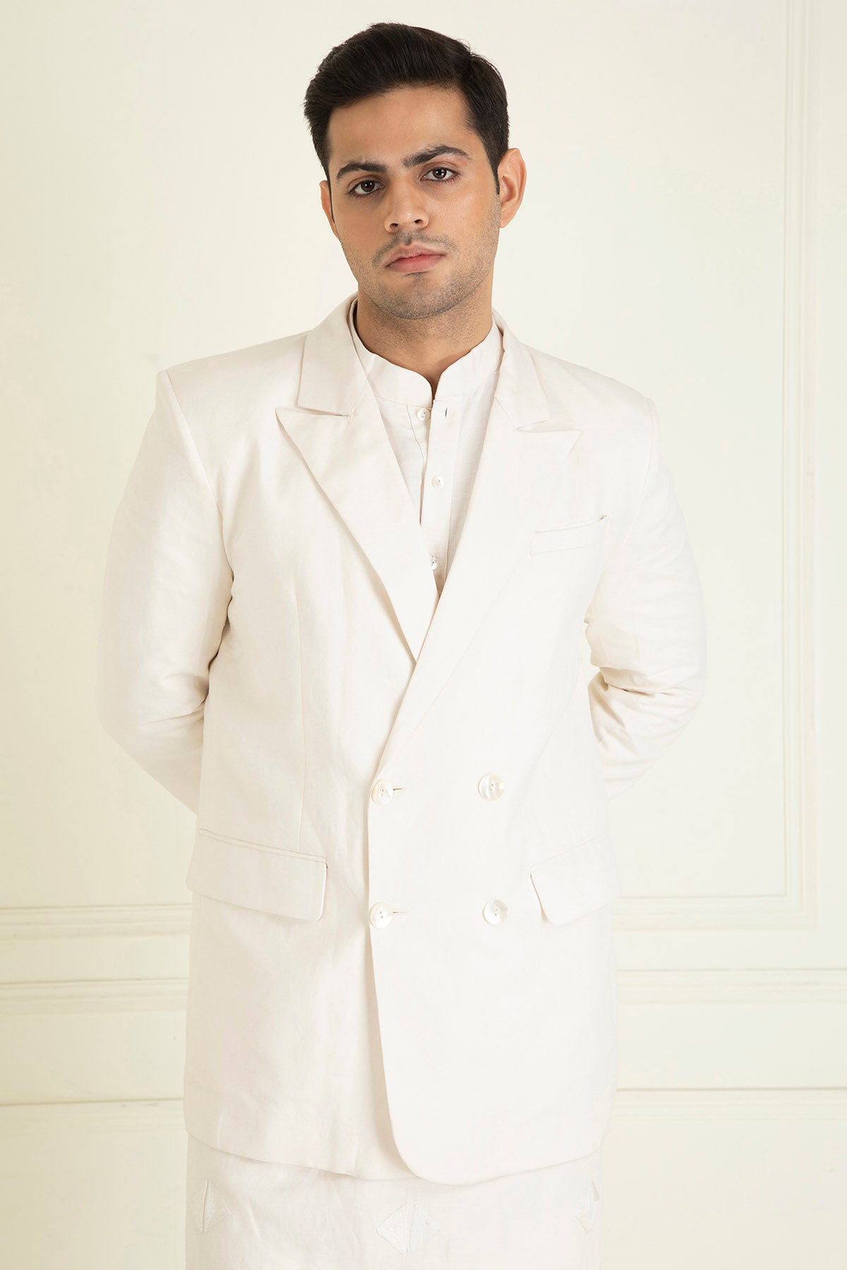 Comfort Fit Kurta & Blazer Set