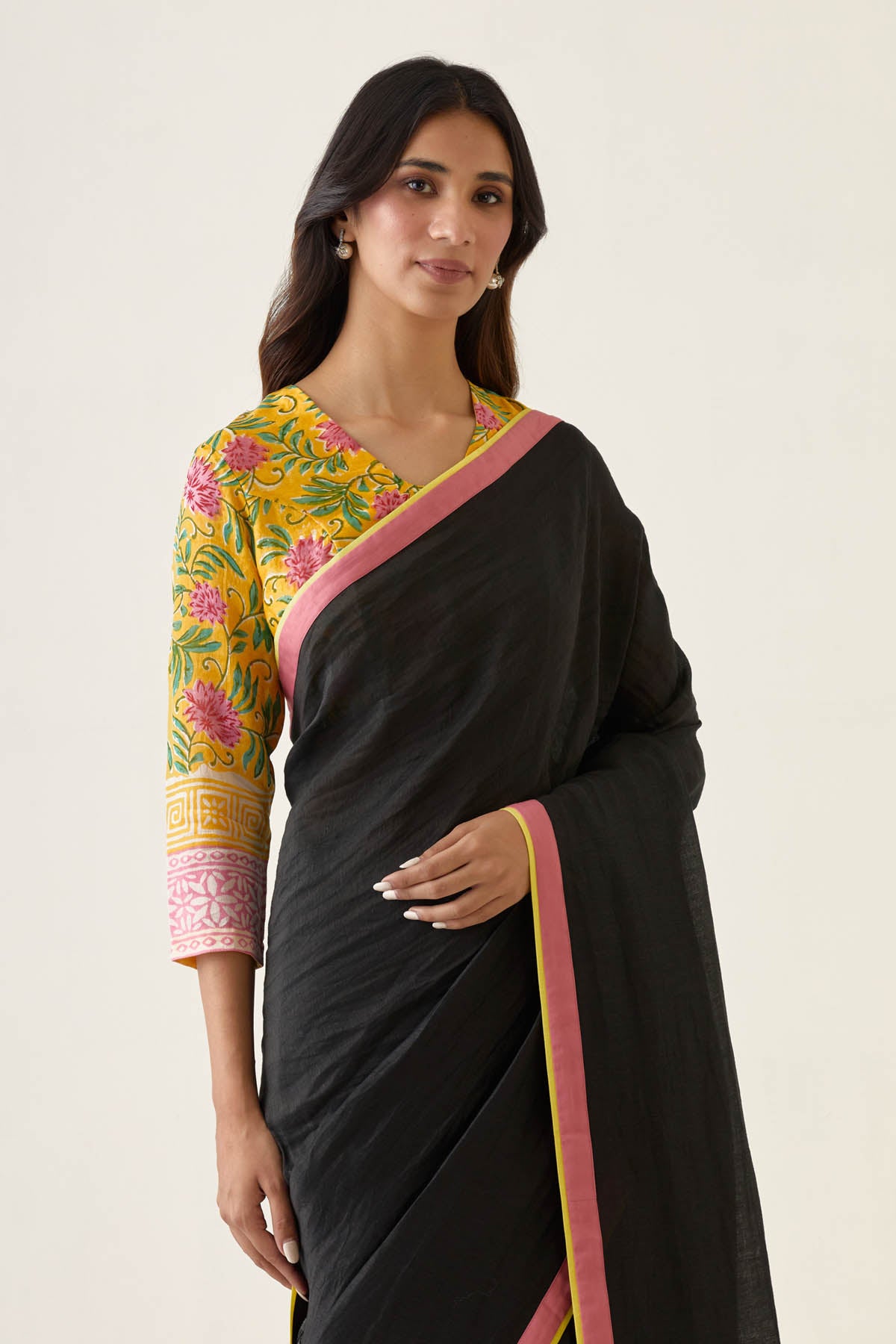 Contrast Border Linen Silk Saree