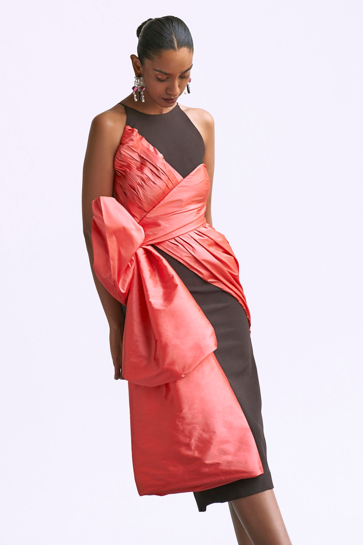 Contrast Sleeveless Midi Dress