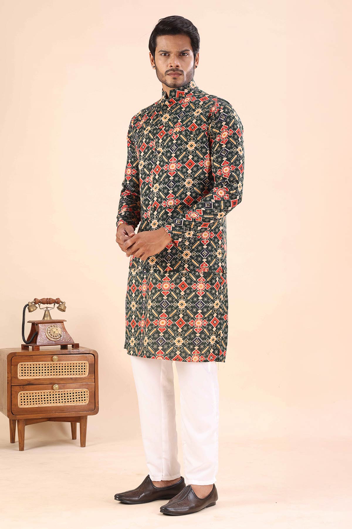 Cotton Green Print Collar Kurta