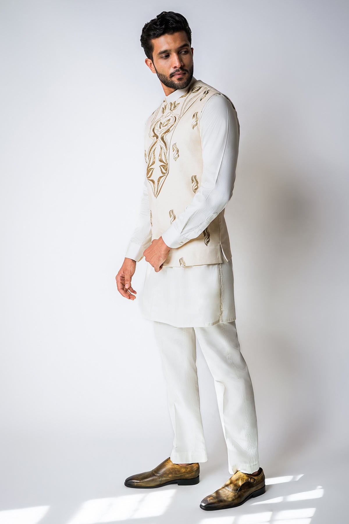 Cream Gold Kasab Dori Bundi Set