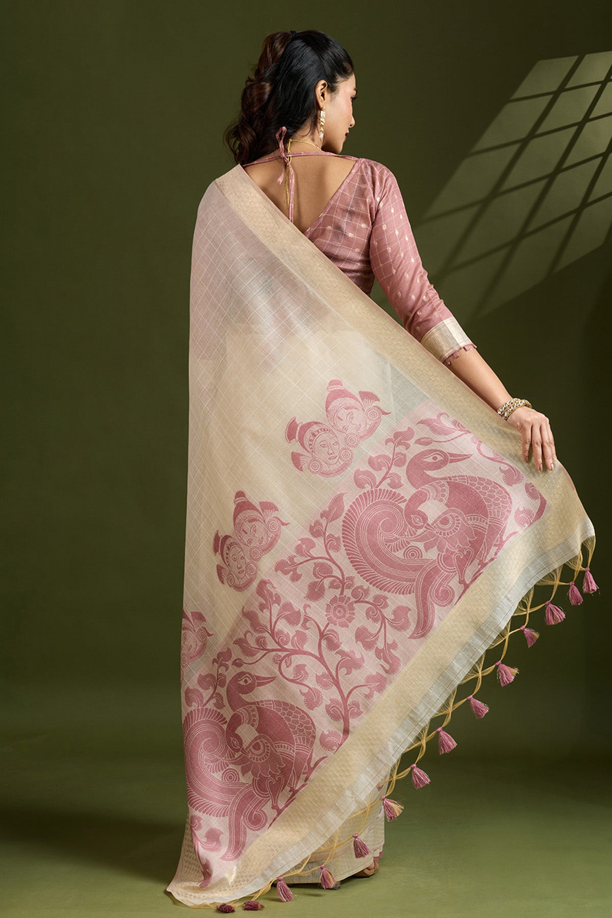 Cream Muga Cotton Checks Saree