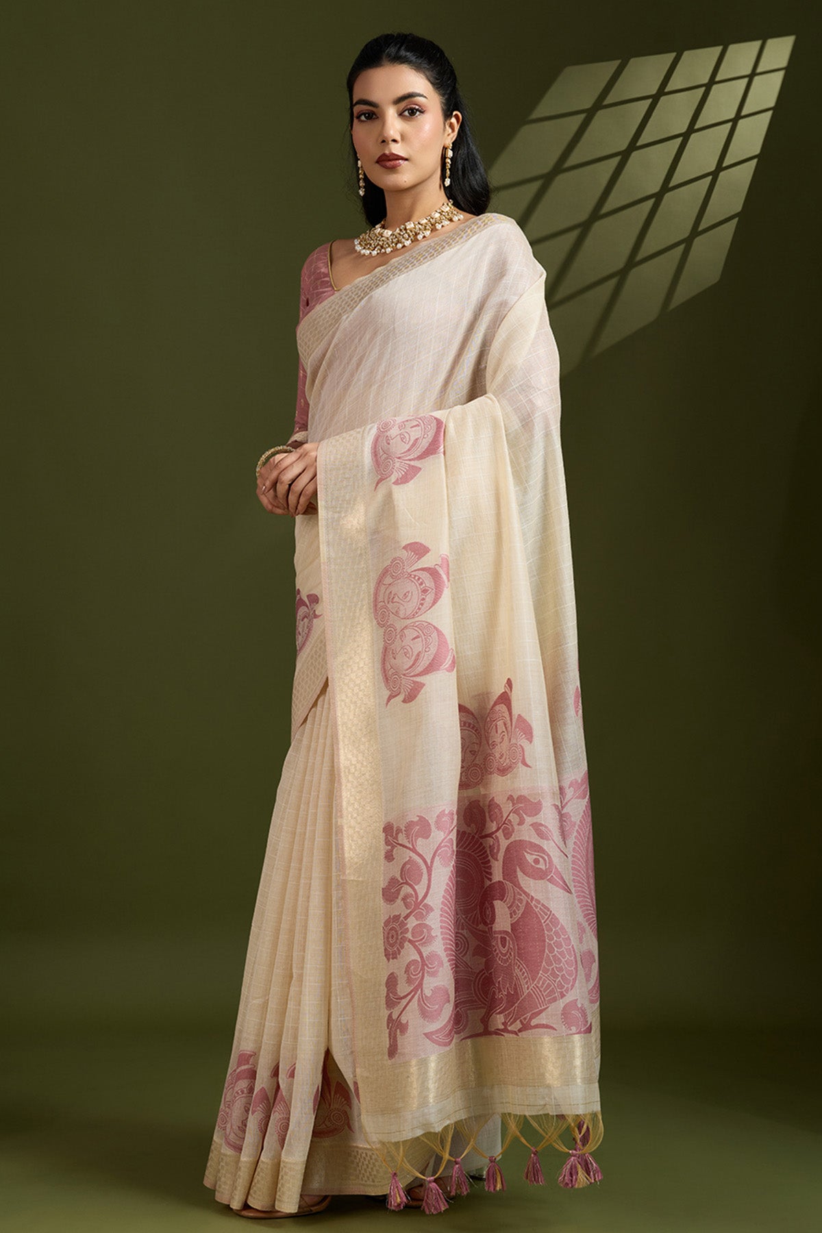 Cream Muga Cotton Checks Saree