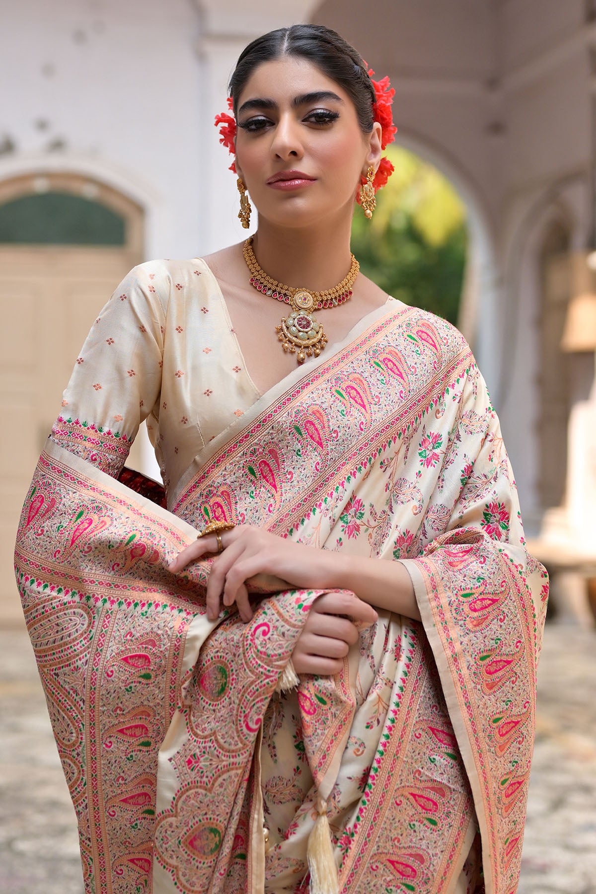 Cream Silk Thread Woven Saree