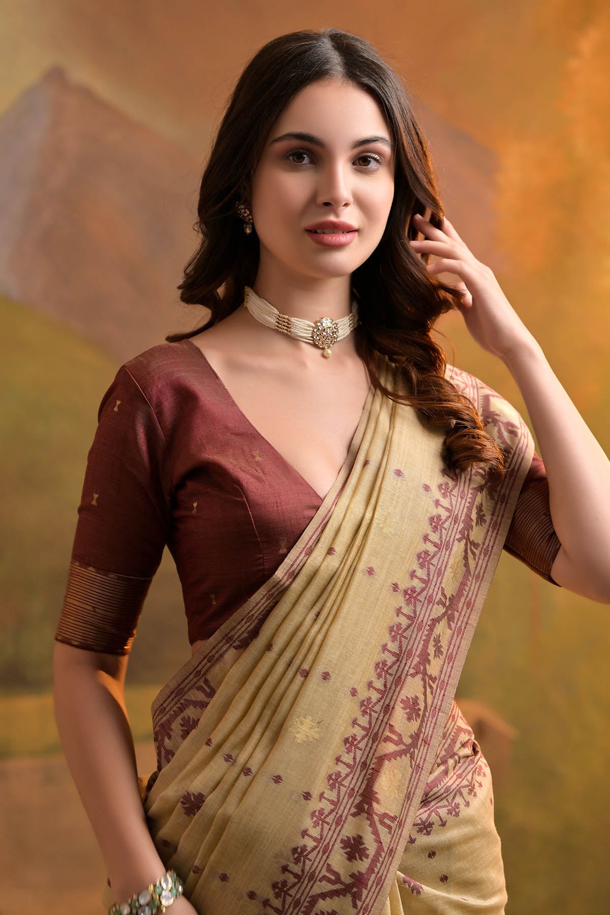 Cream Thread Woven Butti Saree