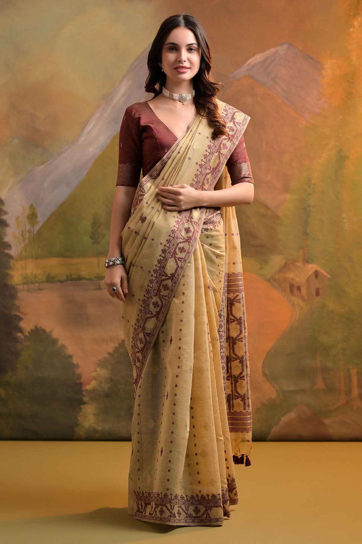 Cream Thread Woven Butti Saree