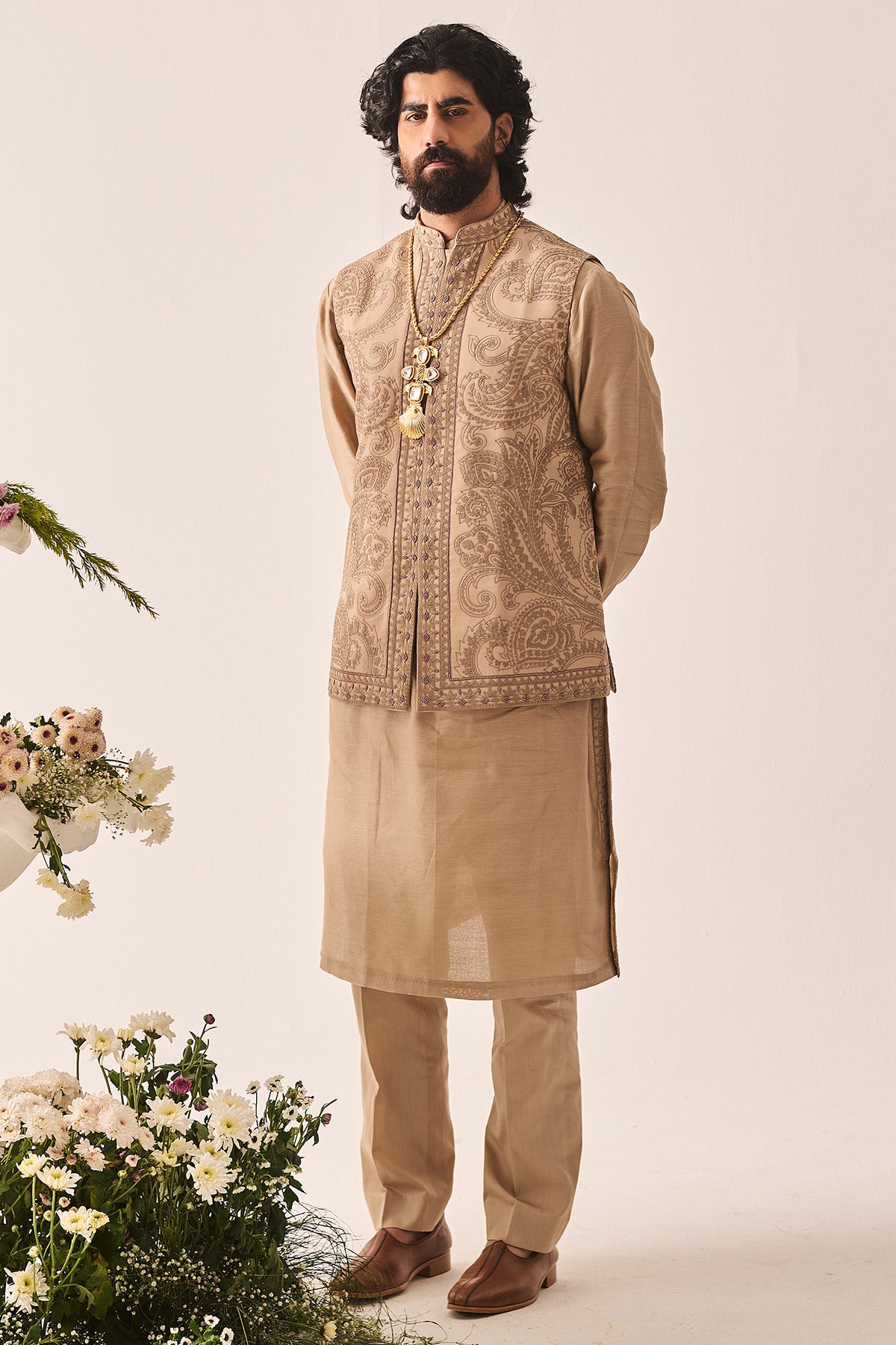 Dark Beige Handloom Bundi Set